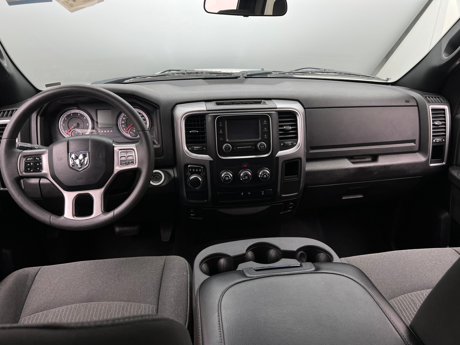 Thumbnail: 2024 RAM 1500 Classic - 3