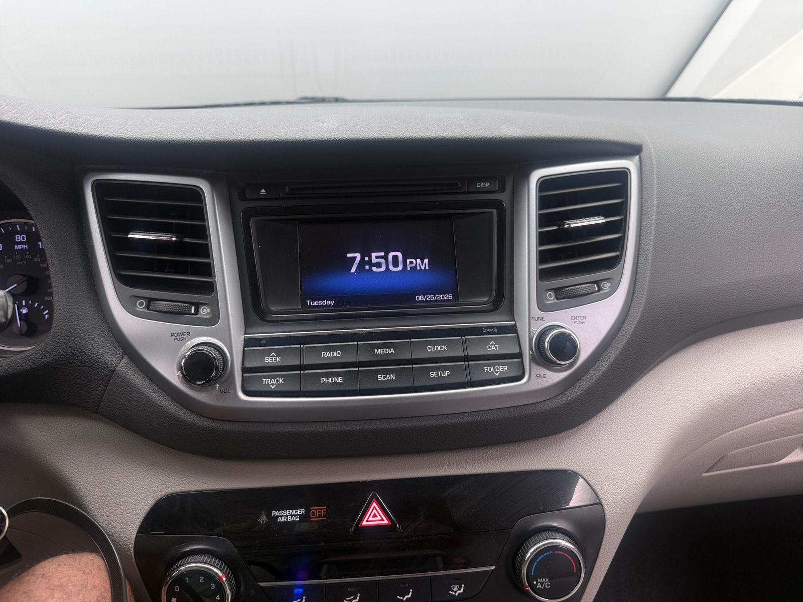 Thumbnail: 2017 Hyundai Tucson - 4
