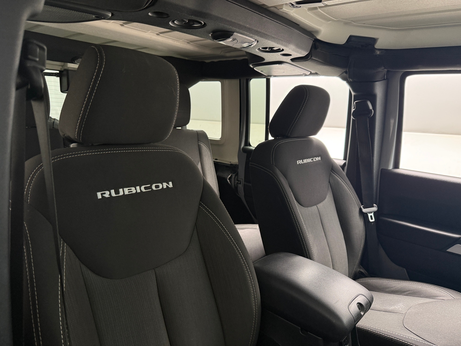 Thumbnail: 2015 Jeep Wrangler - 2