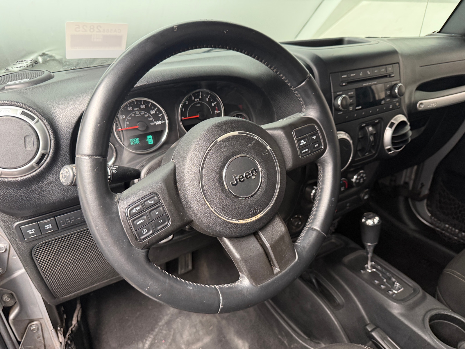 Thumbnail: 2015 Jeep Wrangler - 5
