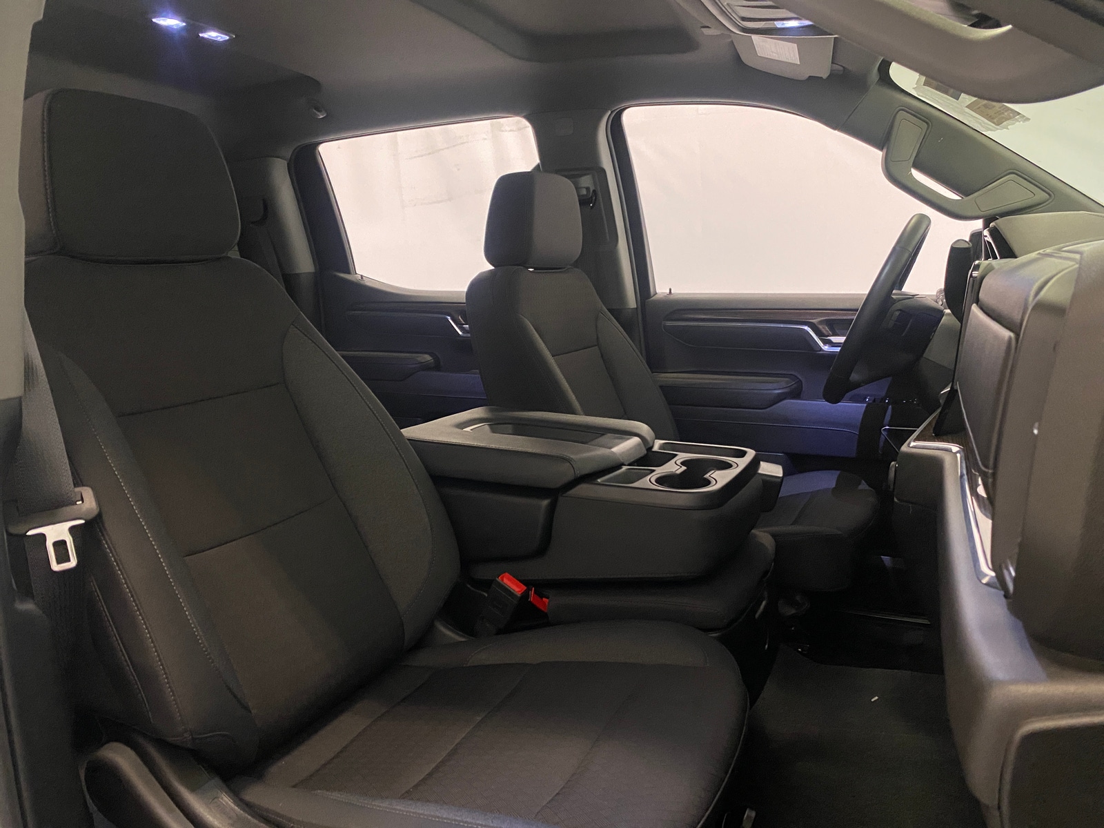 Thumbnail: 2024 Chevrolet Silverado 1500 - 2