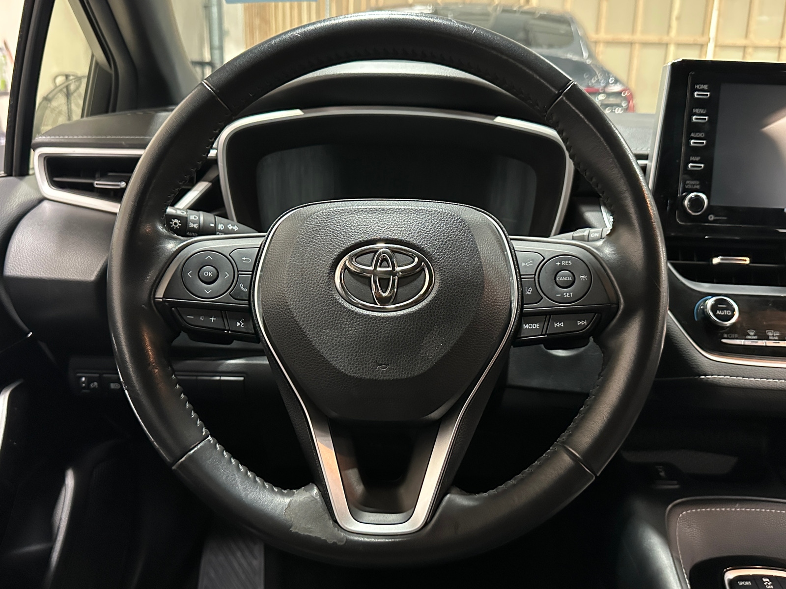 Thumbnail: 2022 Toyota Corolla - 5