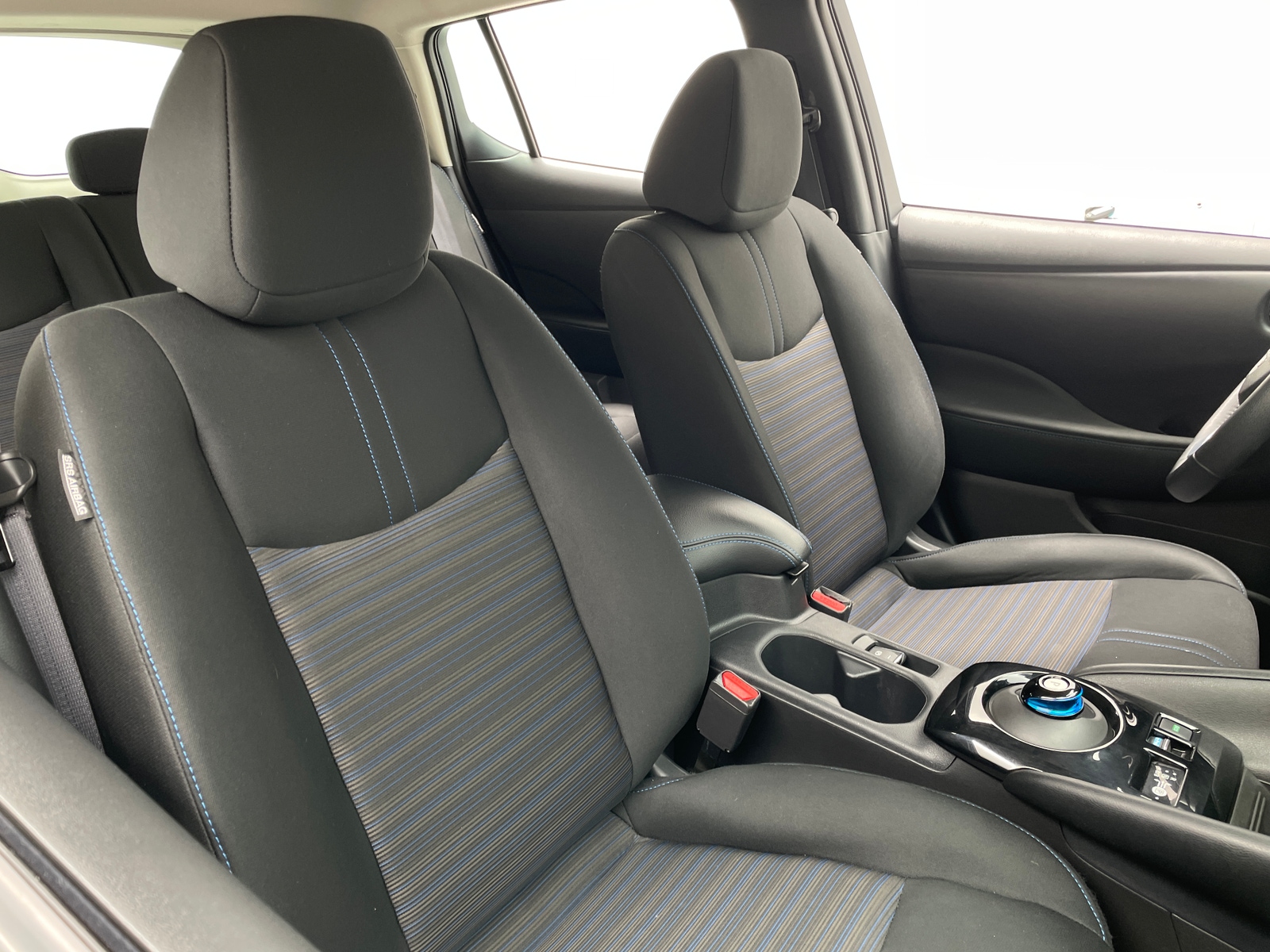 Thumbnail: 2025 Nissan Leaf - 2