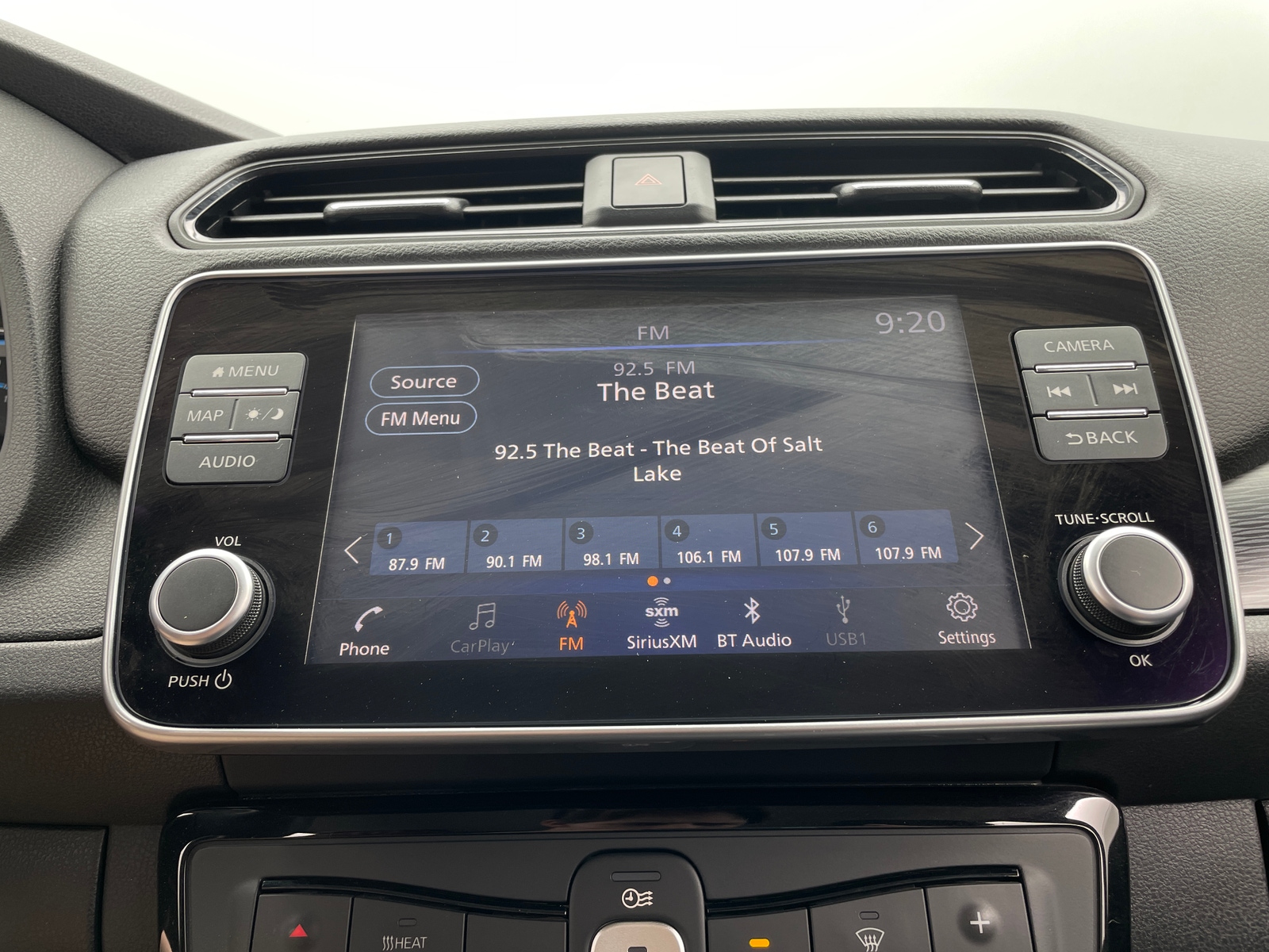 Thumbnail: 2025 Nissan Leaf - 4