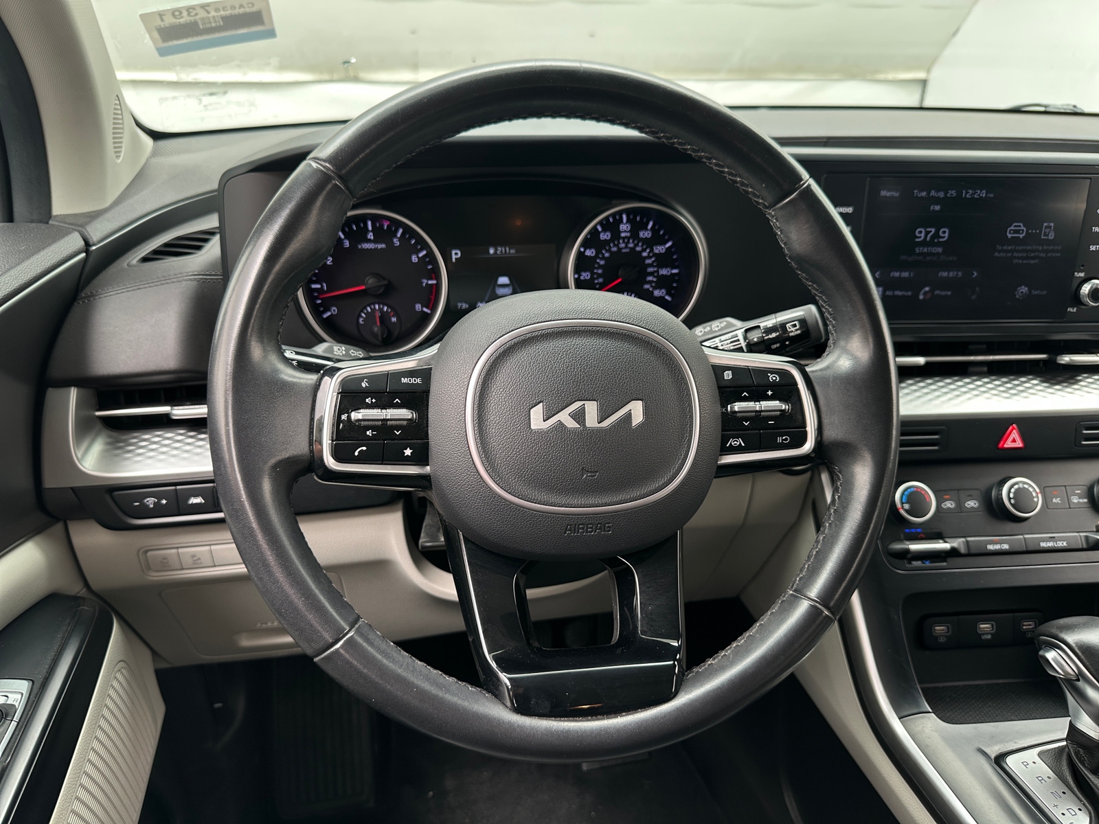 Thumbnail: 2022 Kia Carnival - 4