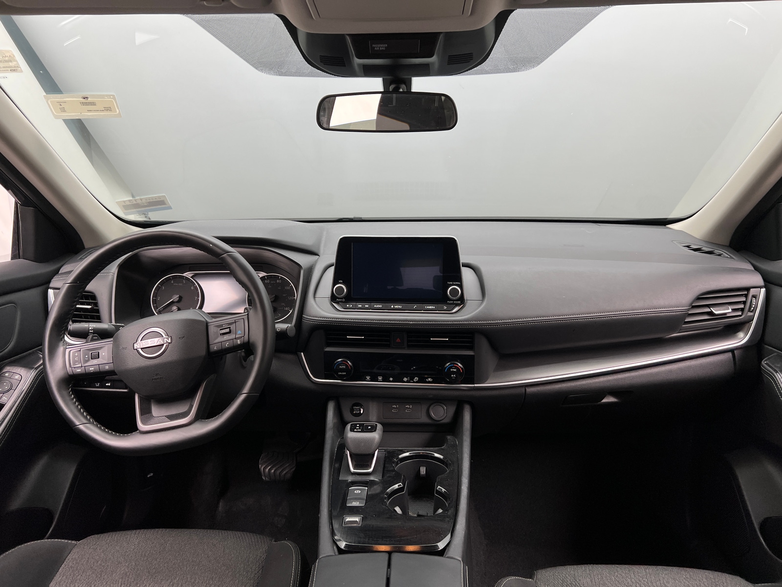 Thumbnail: 2025 Nissan Rogue - 3