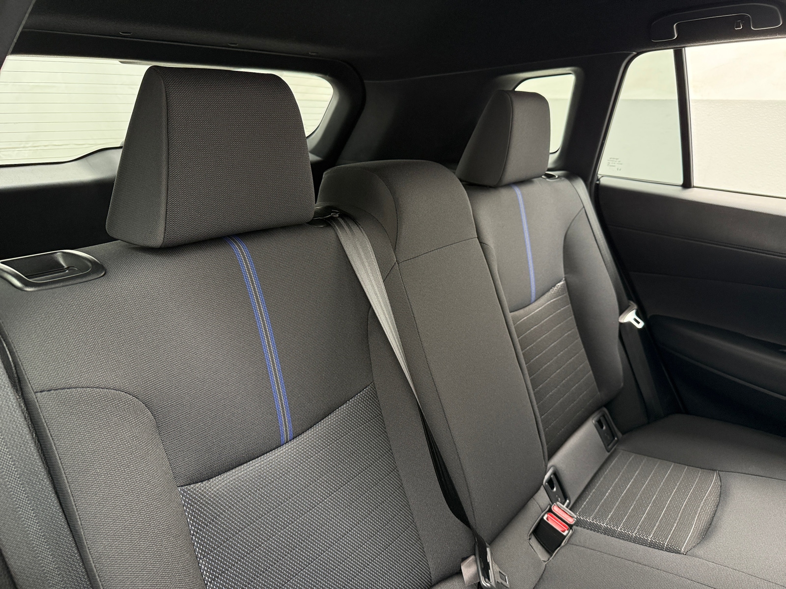 Thumbnail: 2025 Toyota Corolla Cross - 6