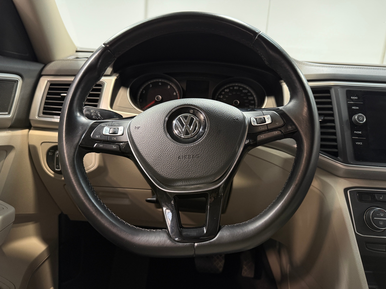 Thumbnail: 2018 Volkswagen Atlas - 5