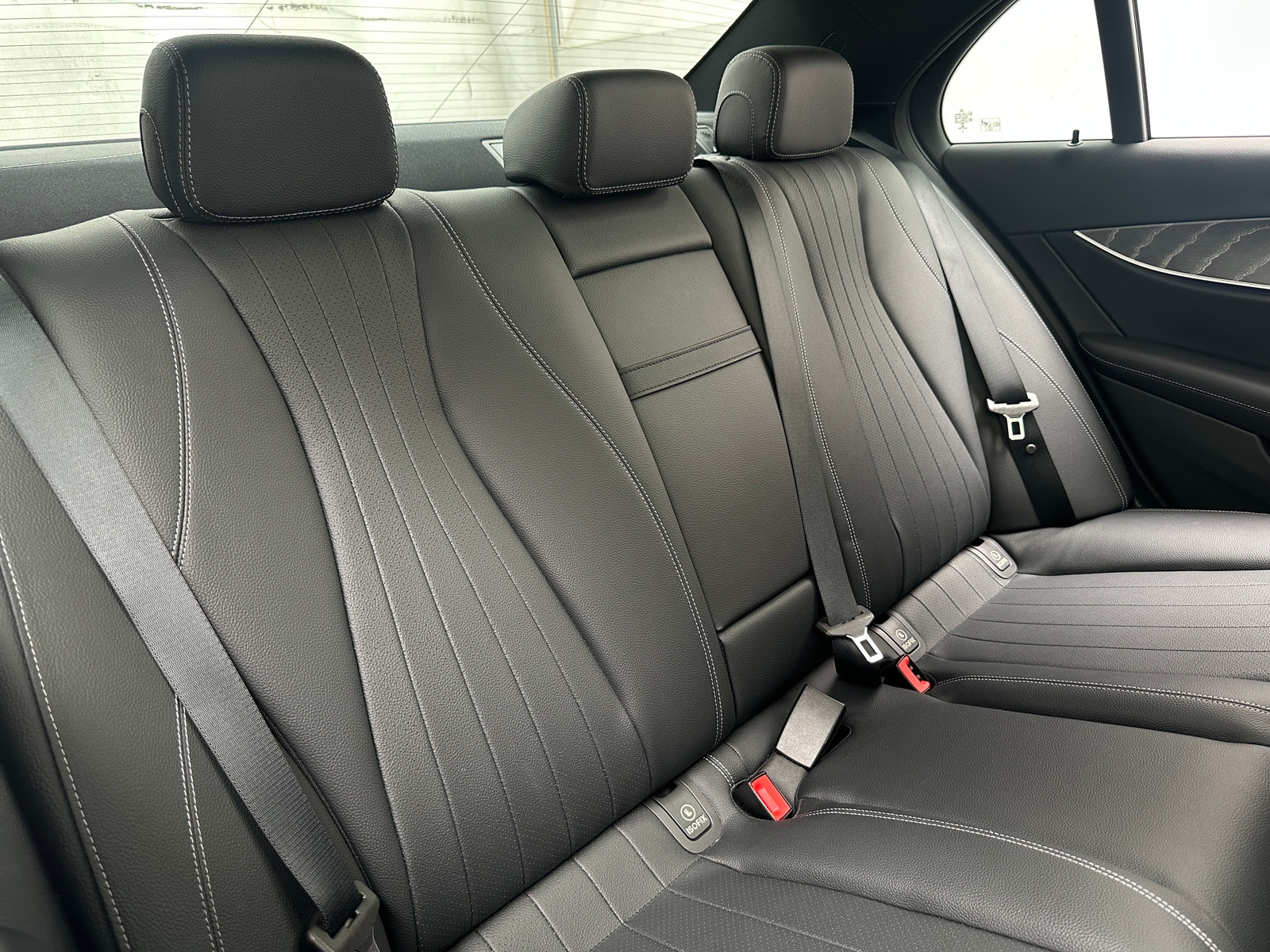 Thumbnail: 2021 Mercedes-Benz E-Class - 5