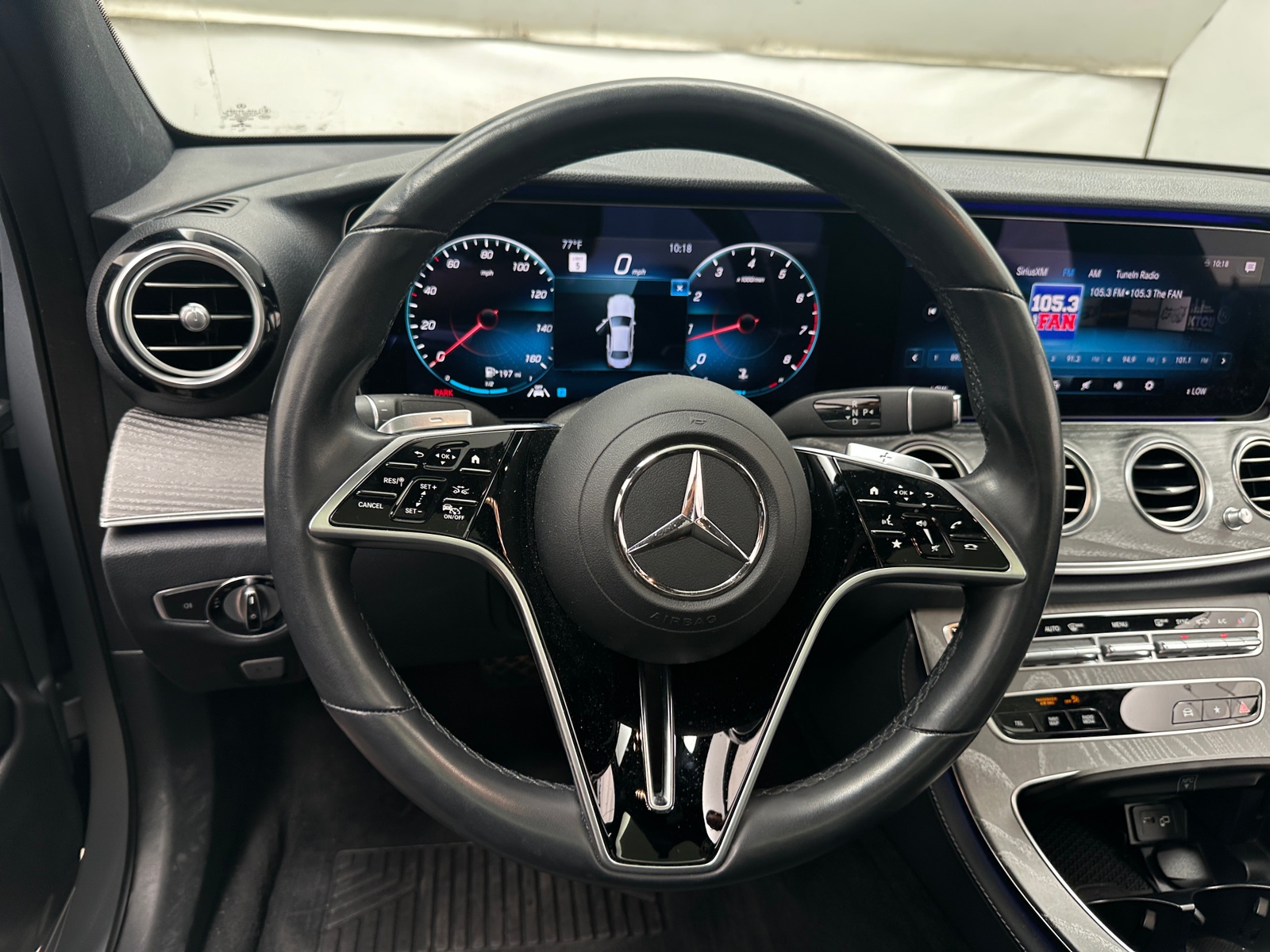 Thumbnail: 2021 Mercedes-Benz E-Class - 4