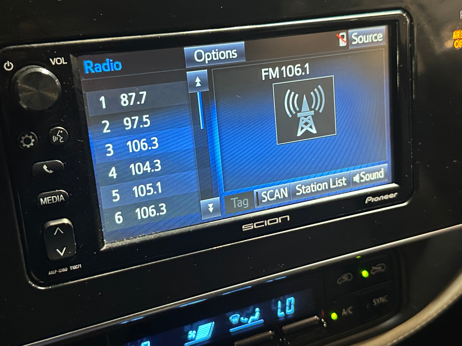 Thumbnail: 2016 Scion iM - 4
