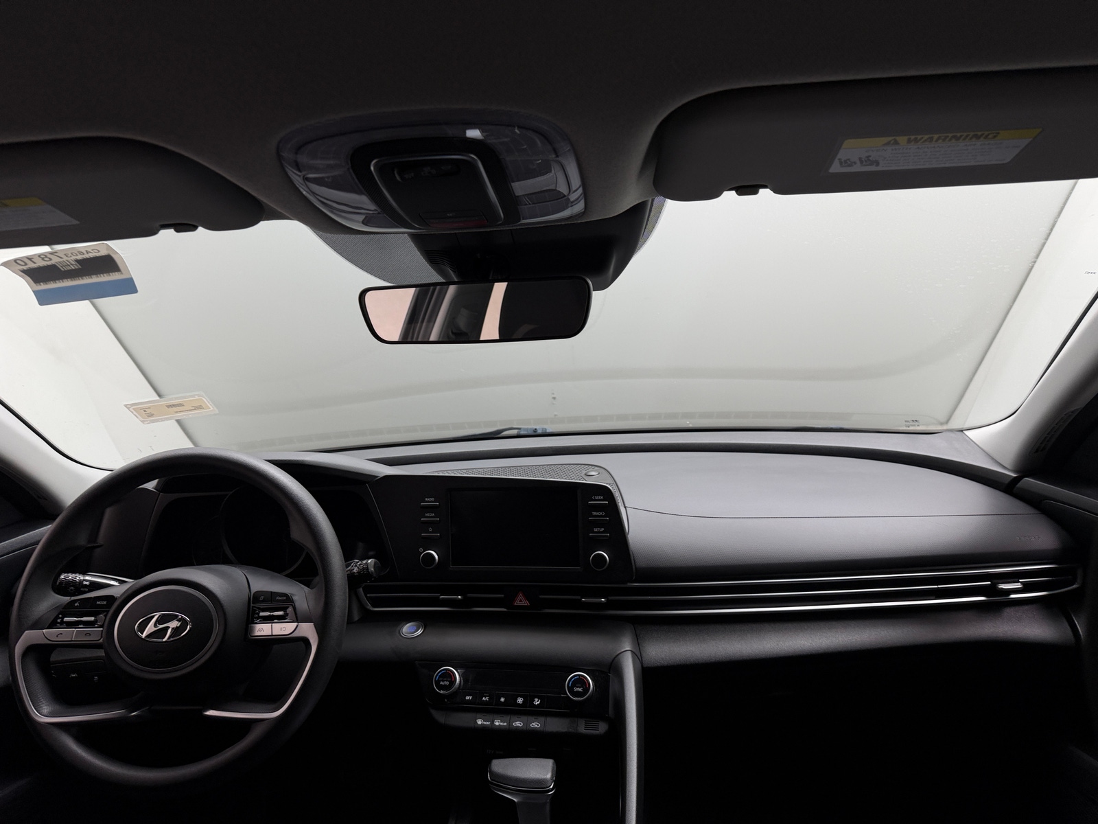 Thumbnail: 2023 Hyundai Elantra - 3