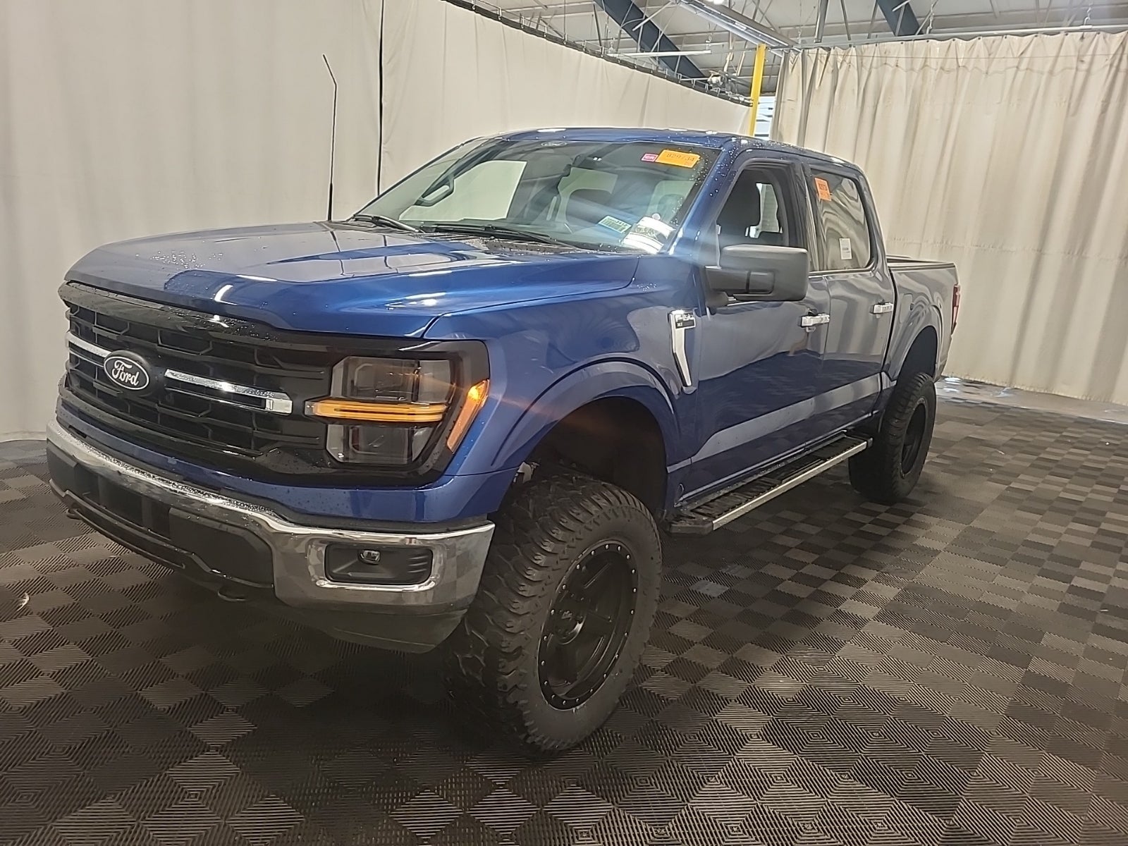 2025 Ford F-150 XLT 4WD Supercrew 5.5' Box