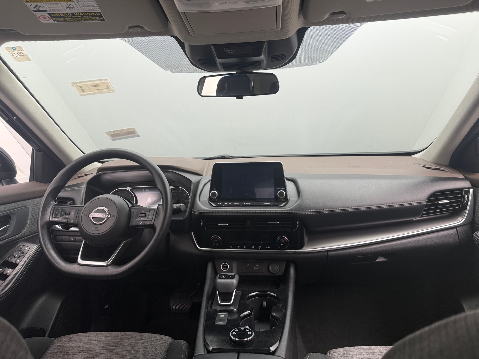 Thumbnail: 2022 Nissan Rogue - 3