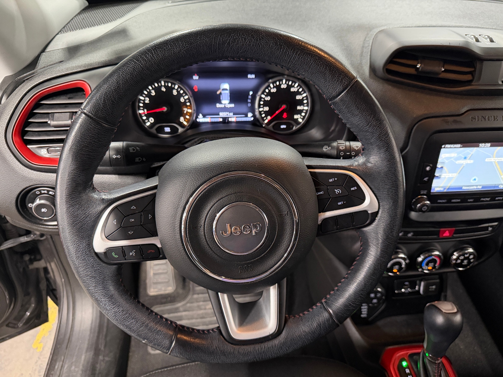 Thumbnail: 2017 Jeep Renegade - 5