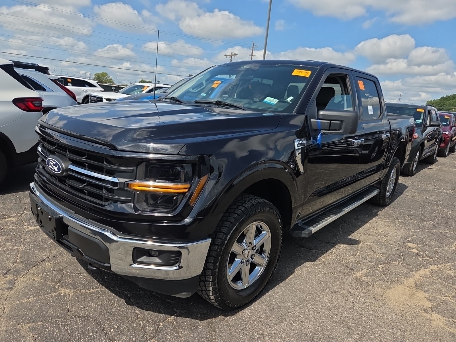 2025 Ford F-150 XLT 4WD Supercrew 5.5' Box