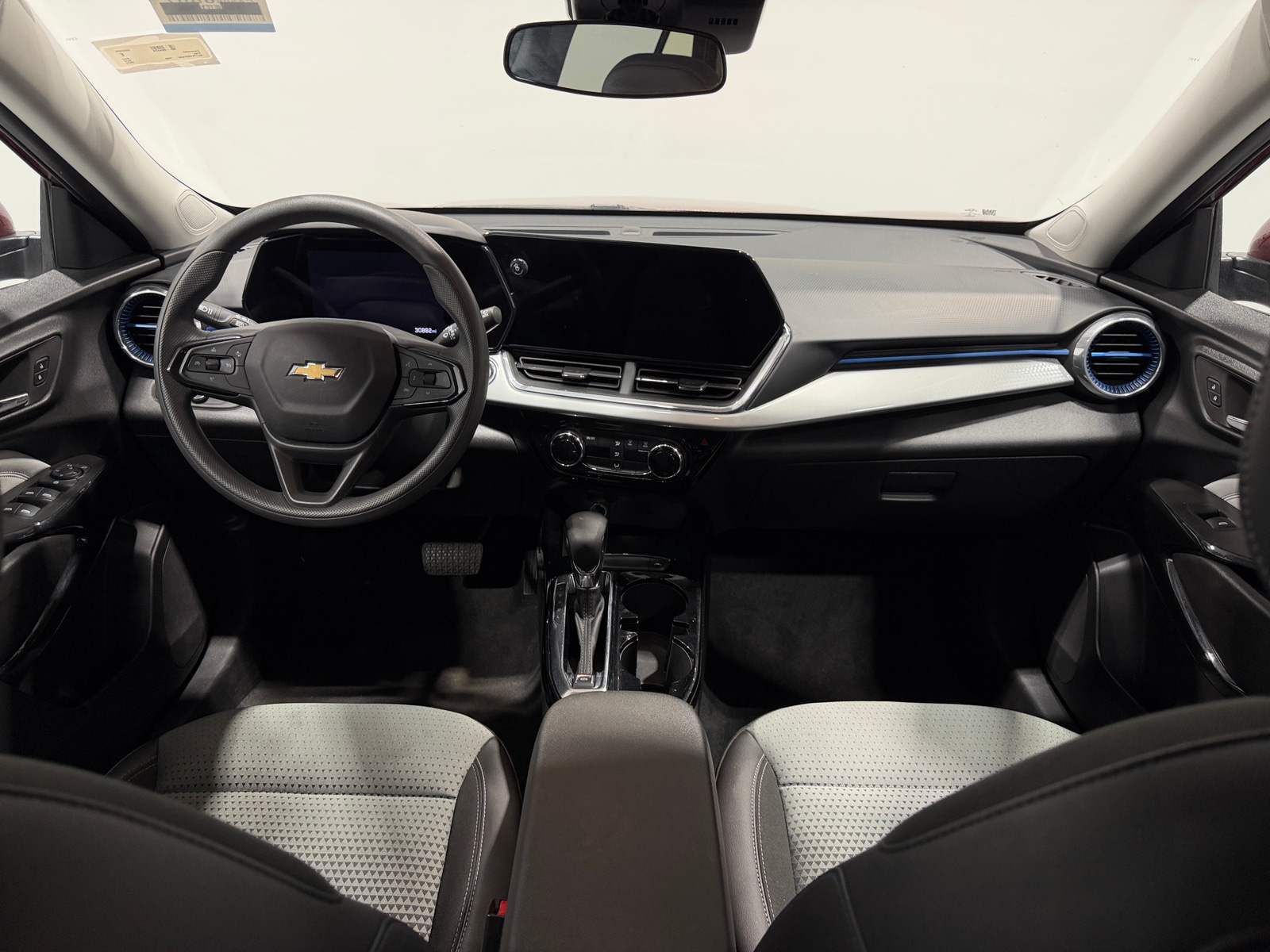 Thumbnail: 2025 Chevrolet Trax - 2