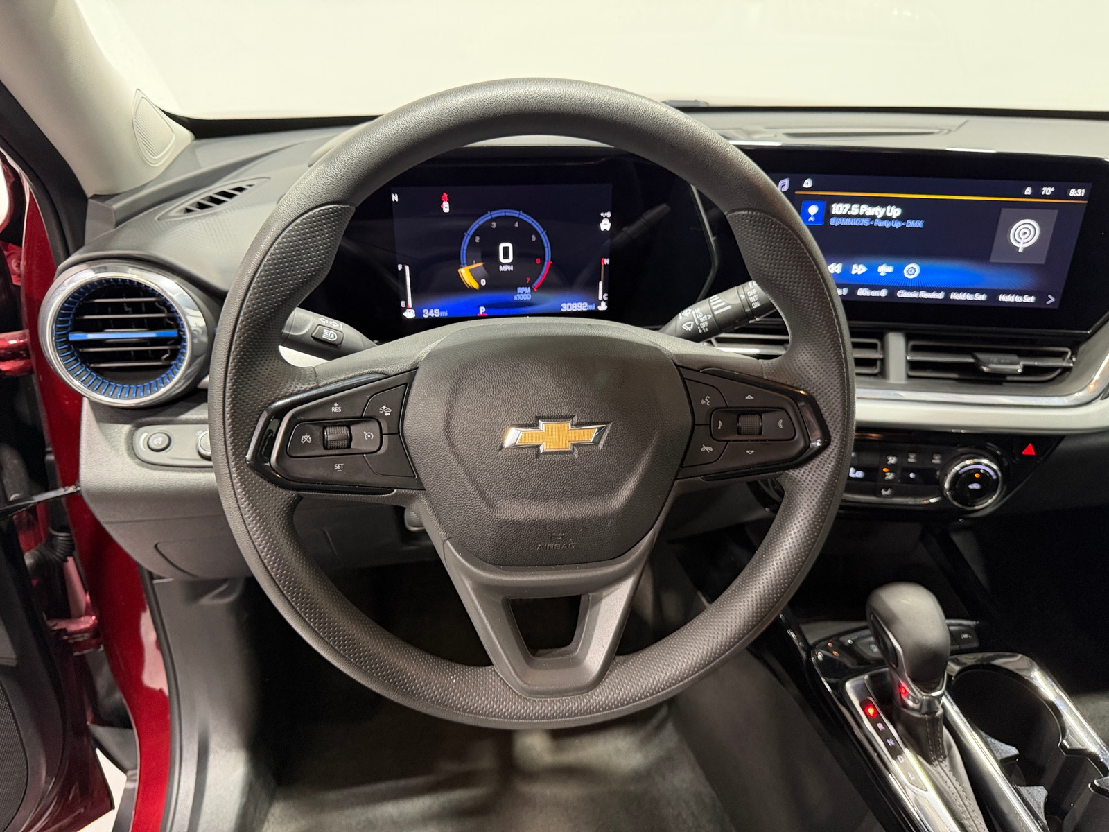 Thumbnail: 2025 Chevrolet Trax - 4