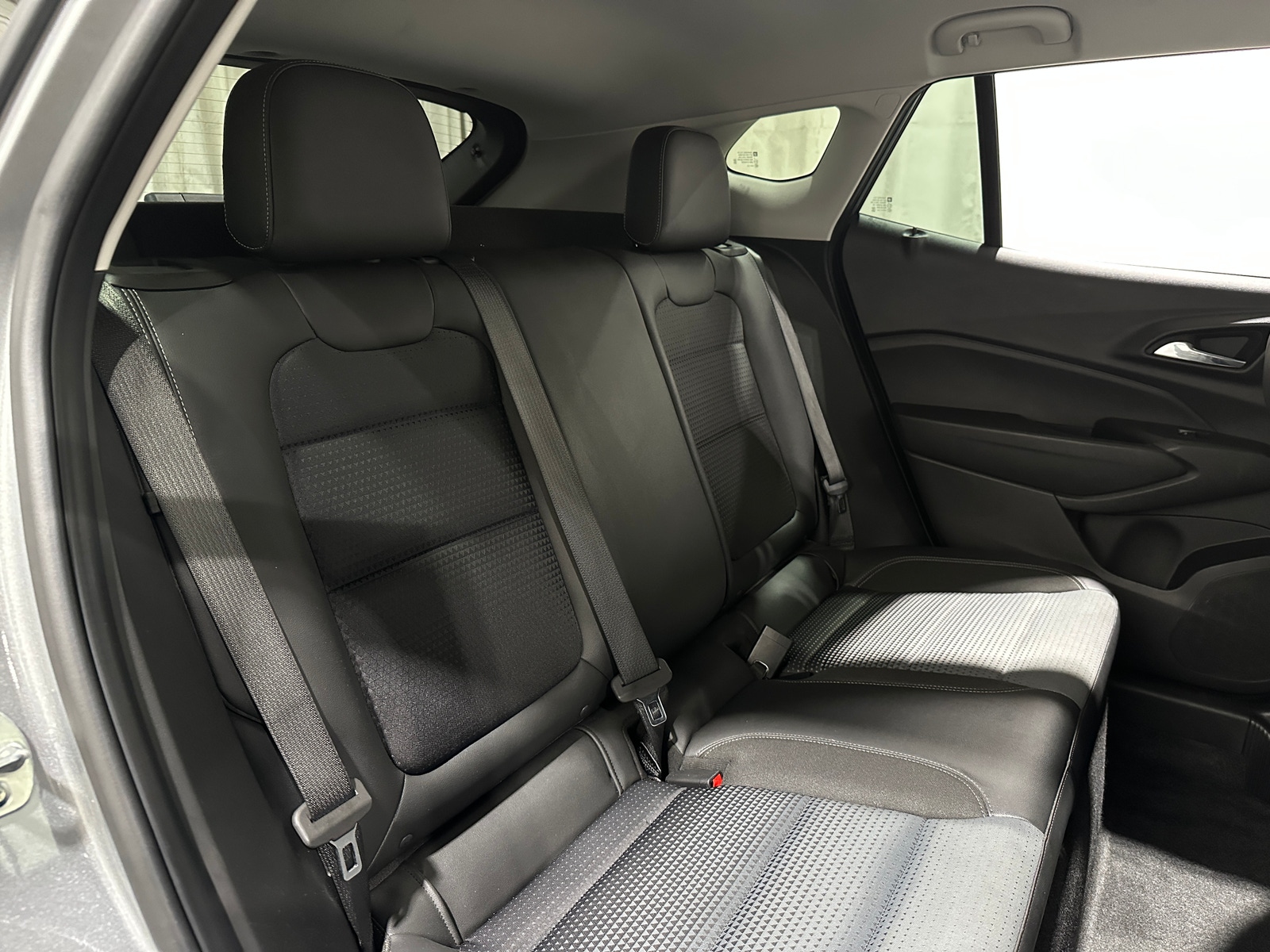 Thumbnail: 2025 Chevrolet Trax - 5
