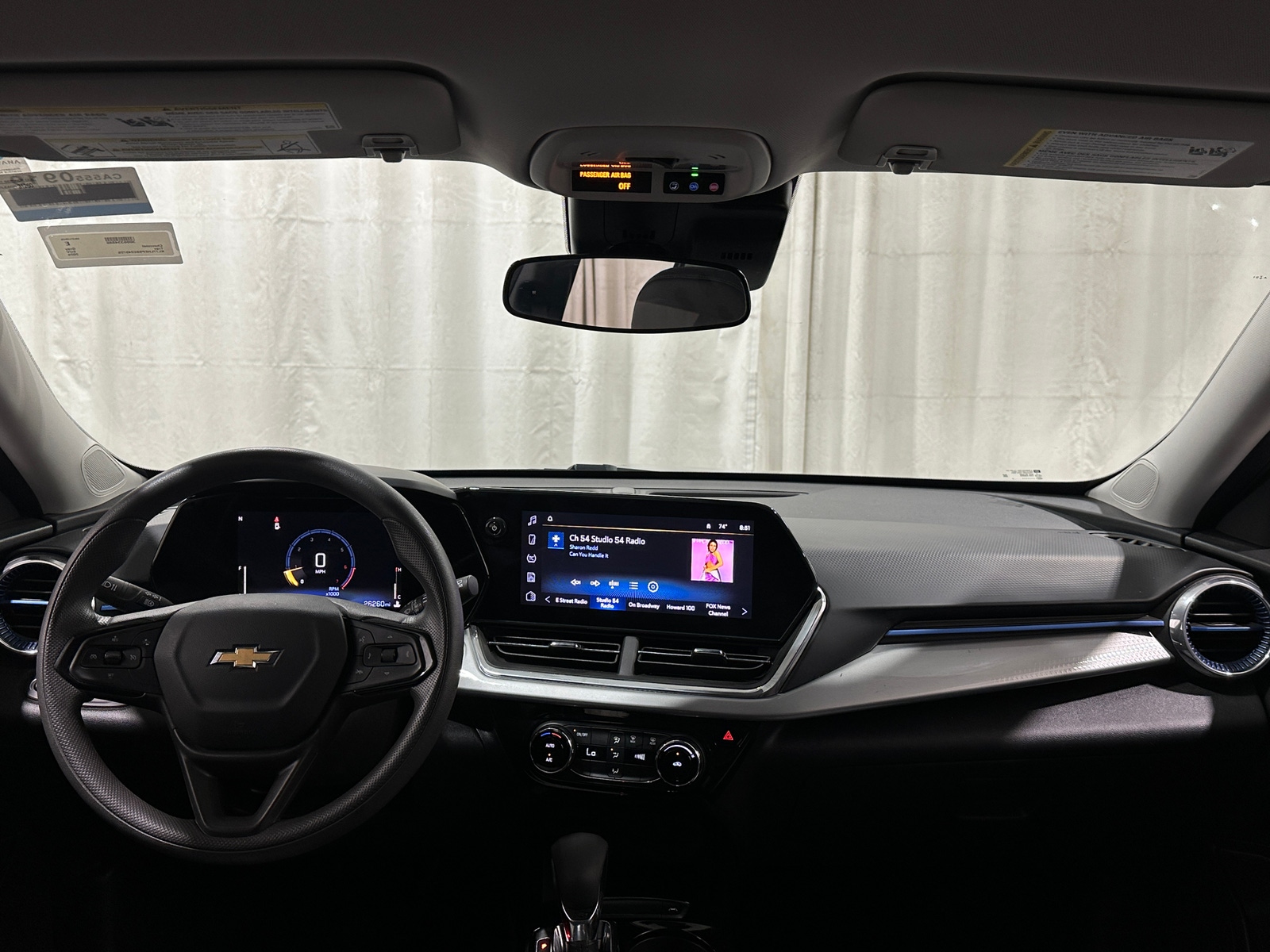 Thumbnail: 2025 Chevrolet Trax - 2