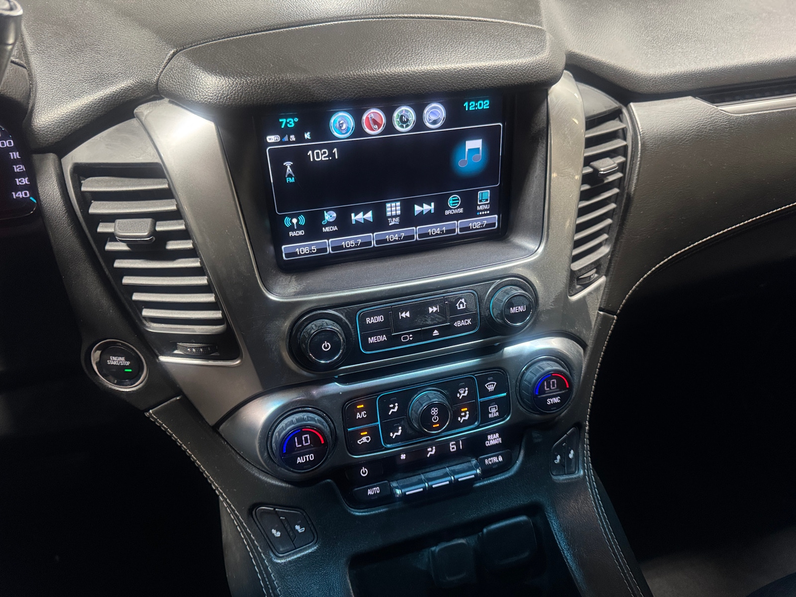 Thumbnail: 2019 Chevrolet Suburban - 3