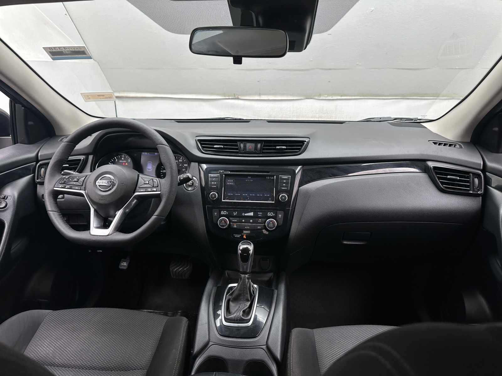 Thumbnail: 2021 Nissan Rogue Sport - 3