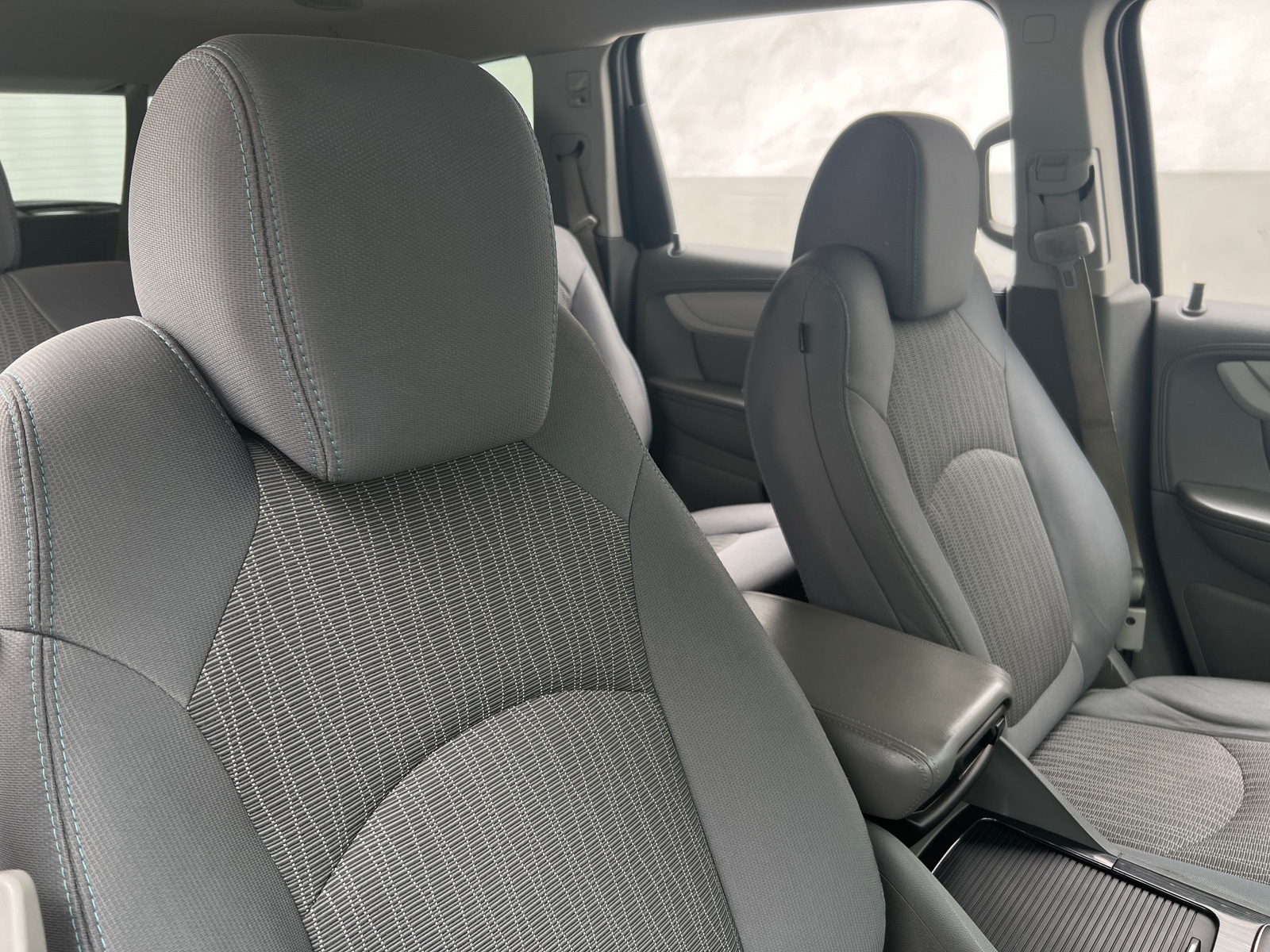Thumbnail: 2015 Chevrolet Traverse - 2