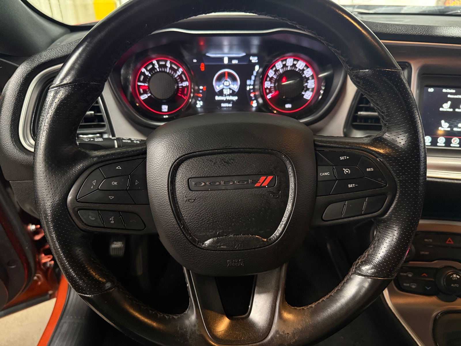Thumbnail: 2022 Dodge Challenger - 4