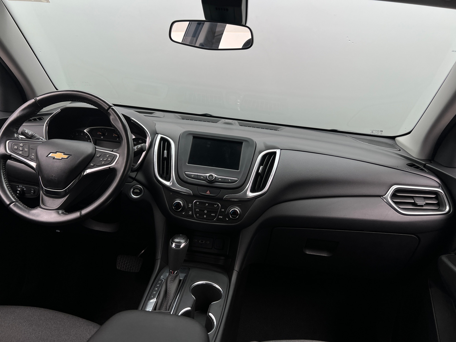 Thumbnail: 2020 Chevrolet Equinox - 3