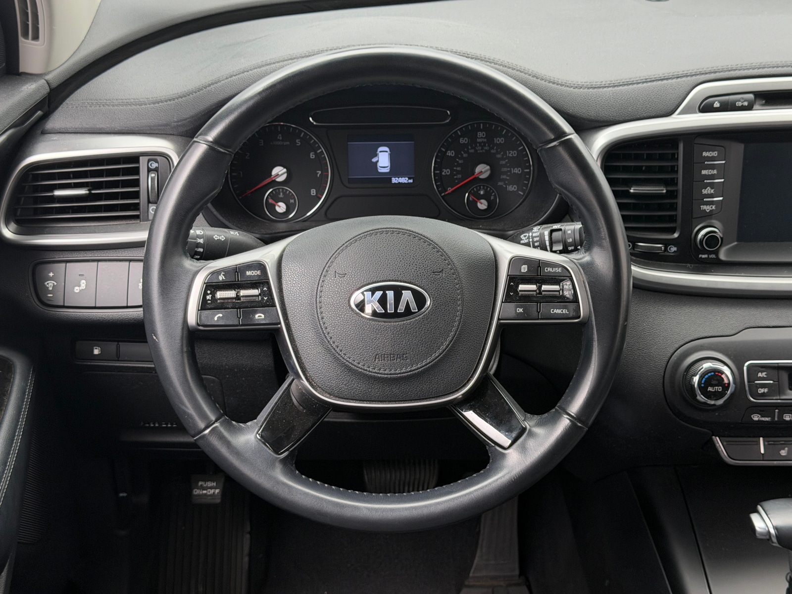 Thumbnail: 2019 Kia Sorento - 5