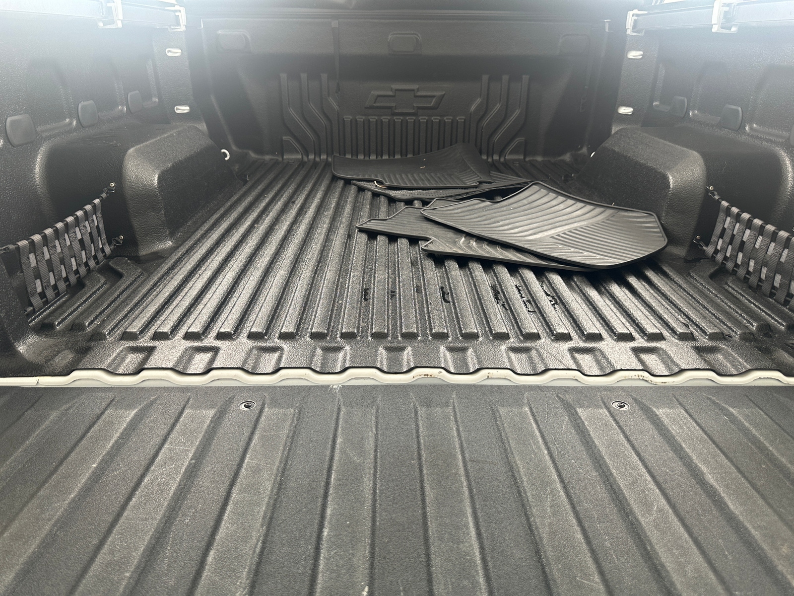 Thumbnail: 2022 Chevrolet Silverado 1500 - 7