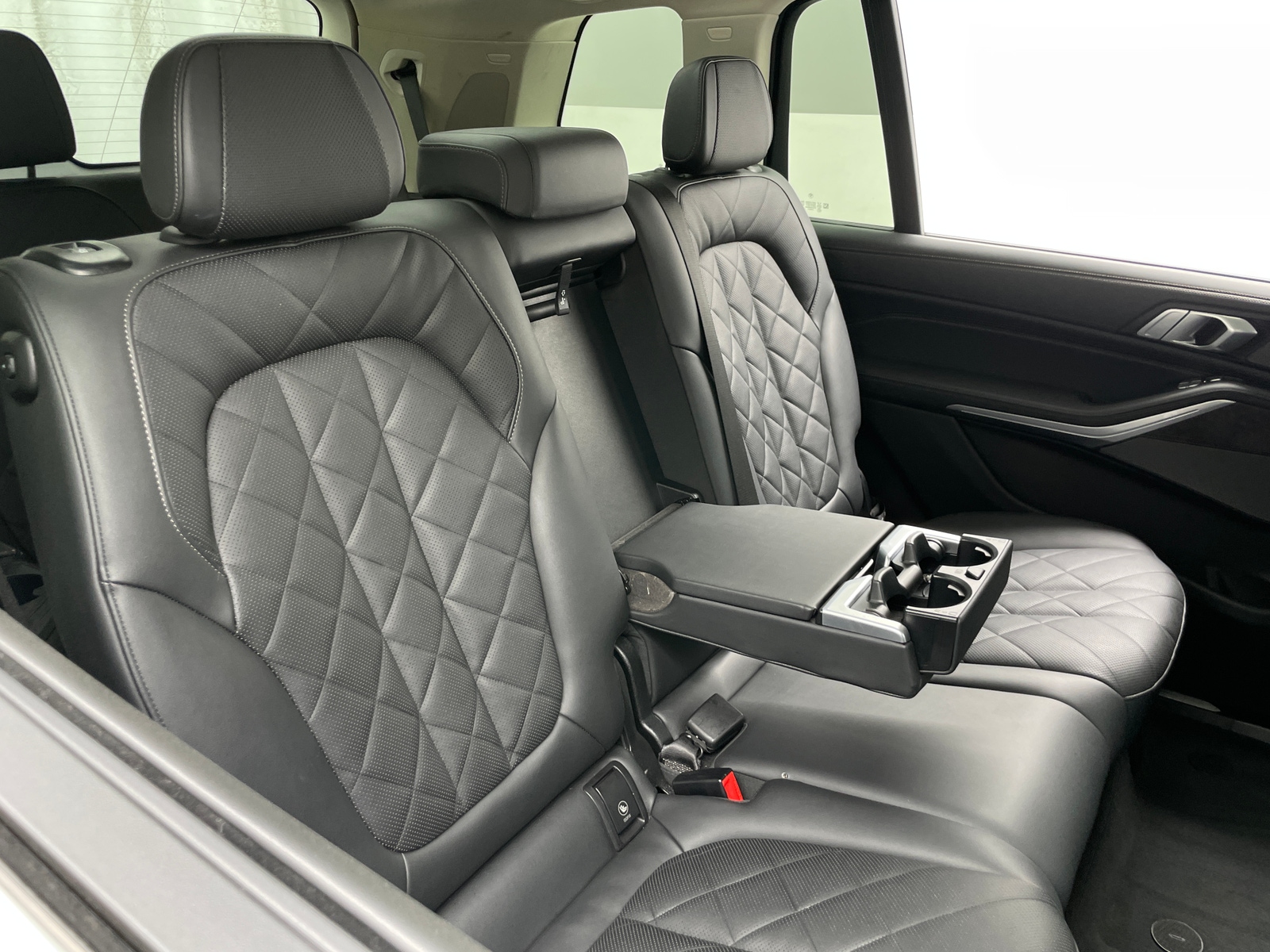 Thumbnail: 2025 BMW X7 - 5