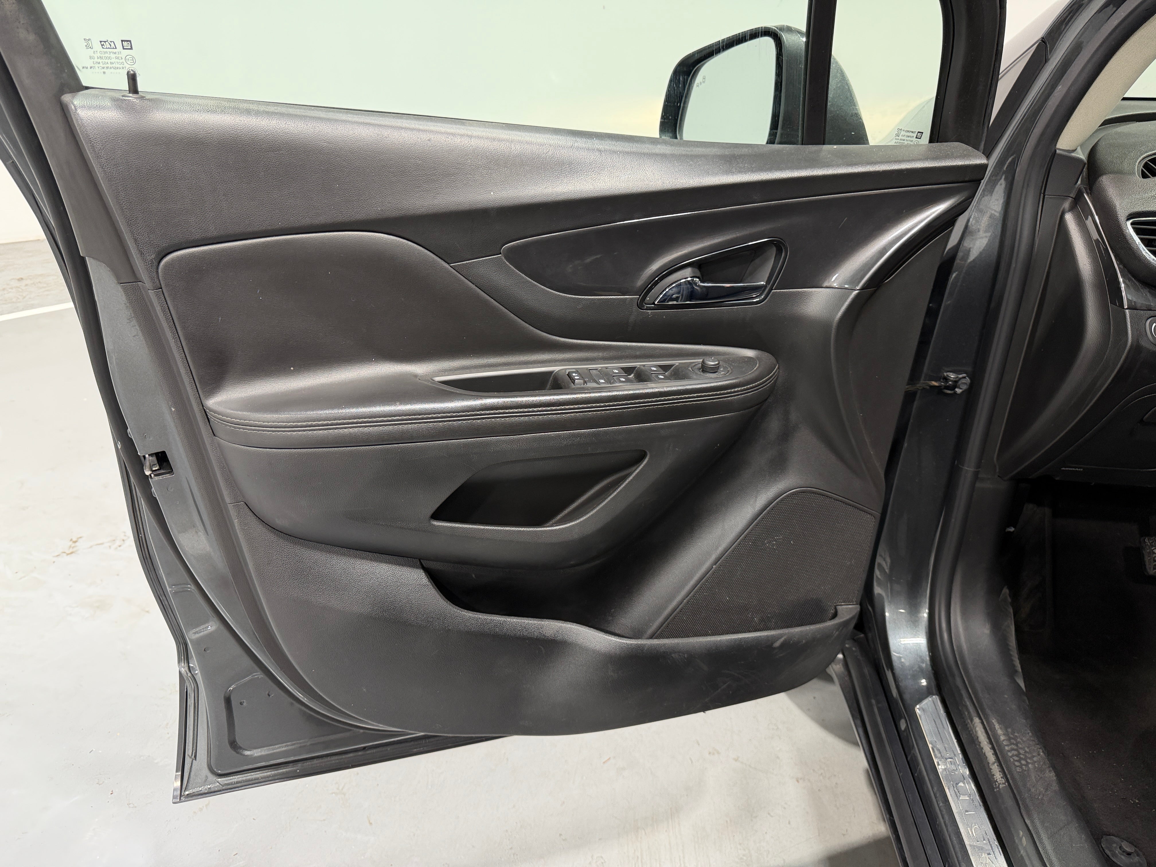 Used 2018 Buick Encore Preferred II with VIN KL4CJBSB3JB698897 for sale in Pewaukee, WI