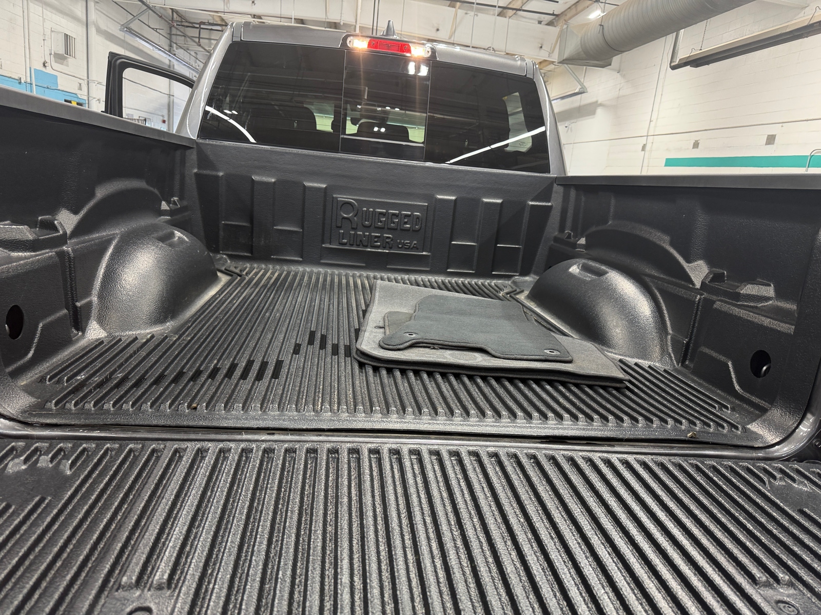 Thumbnail: 2026 RAM 1500 - 7