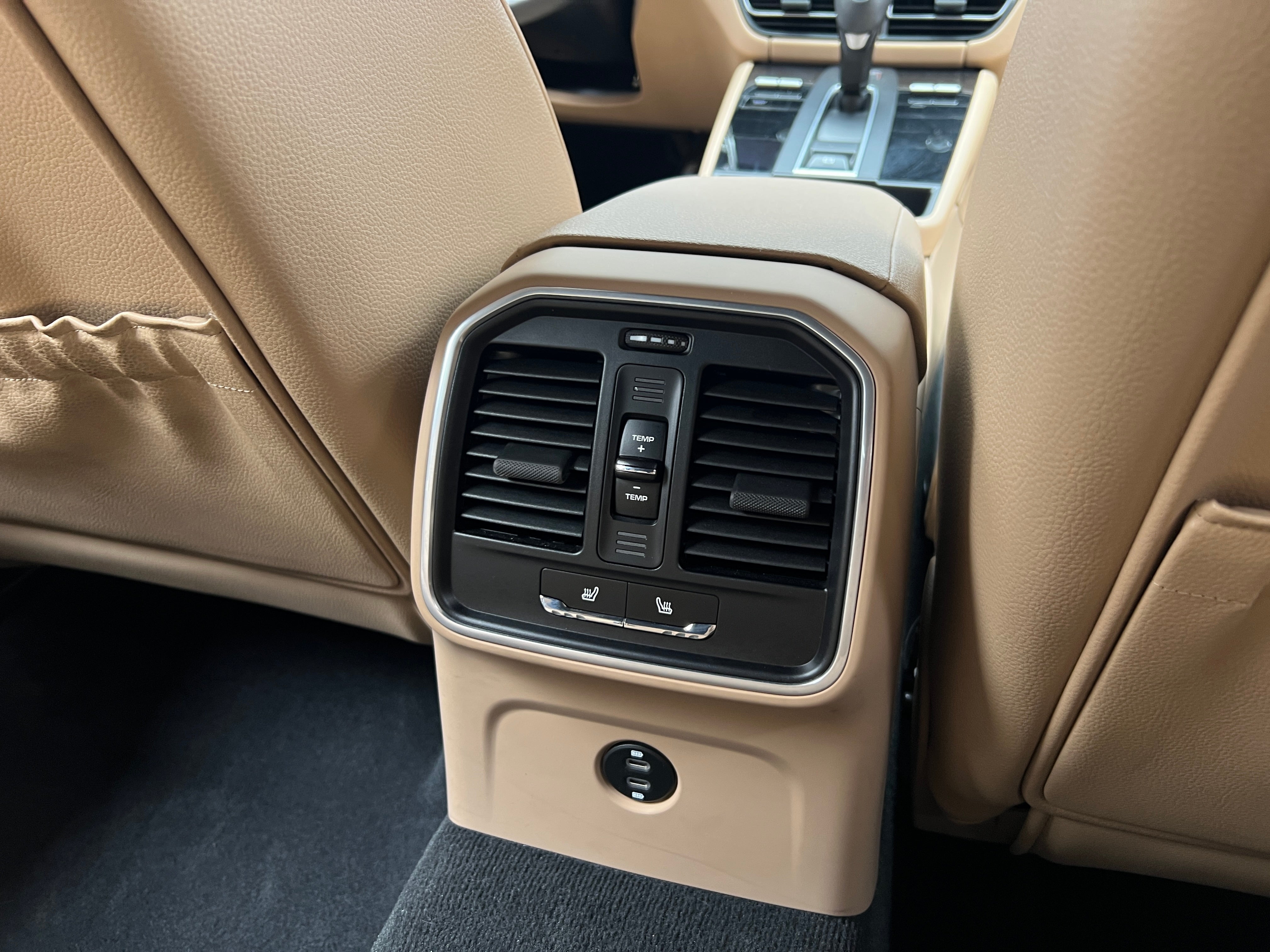 2022 Porsche Macan