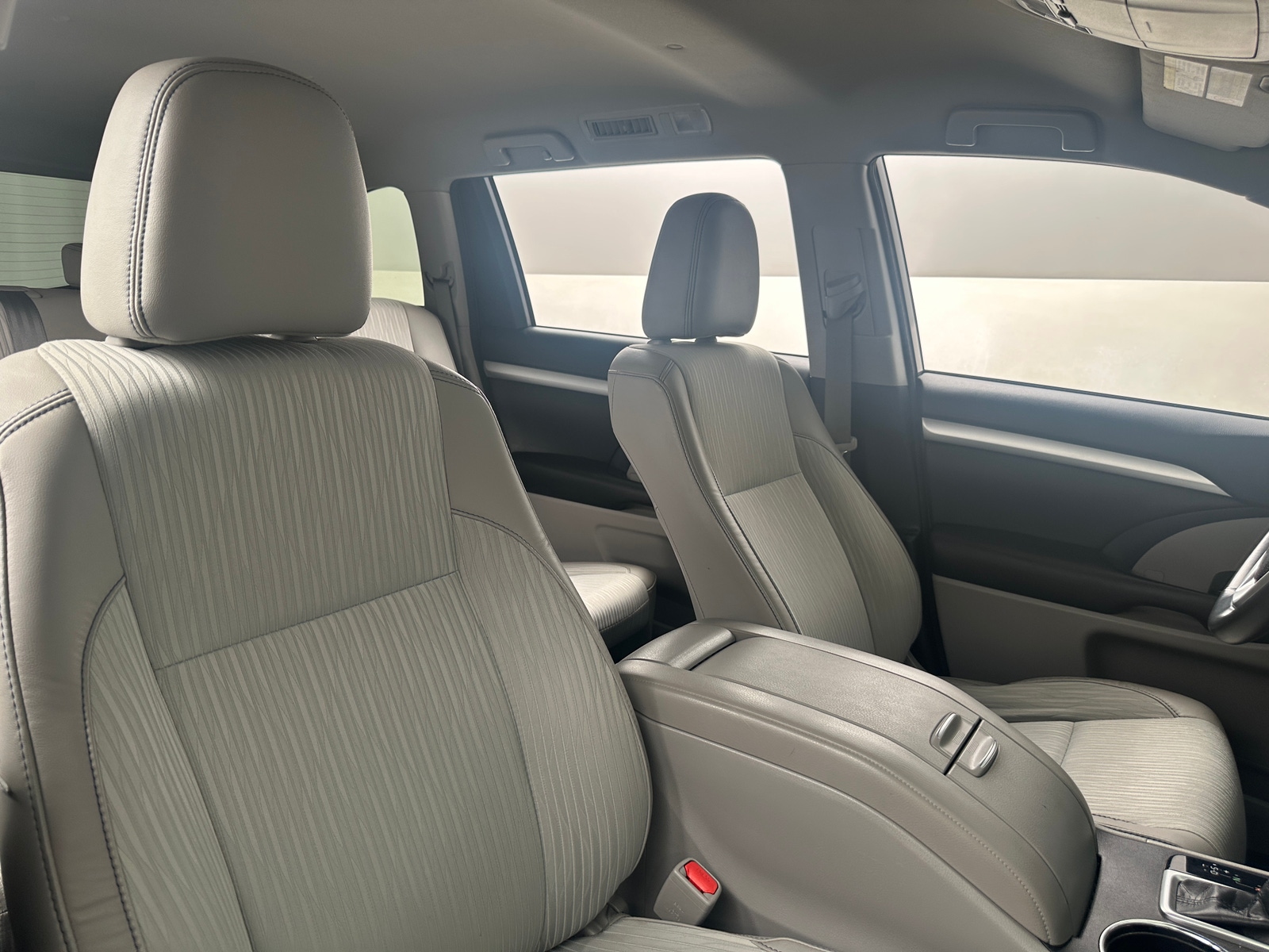 Thumbnail: 2018 Toyota Highlander - 2