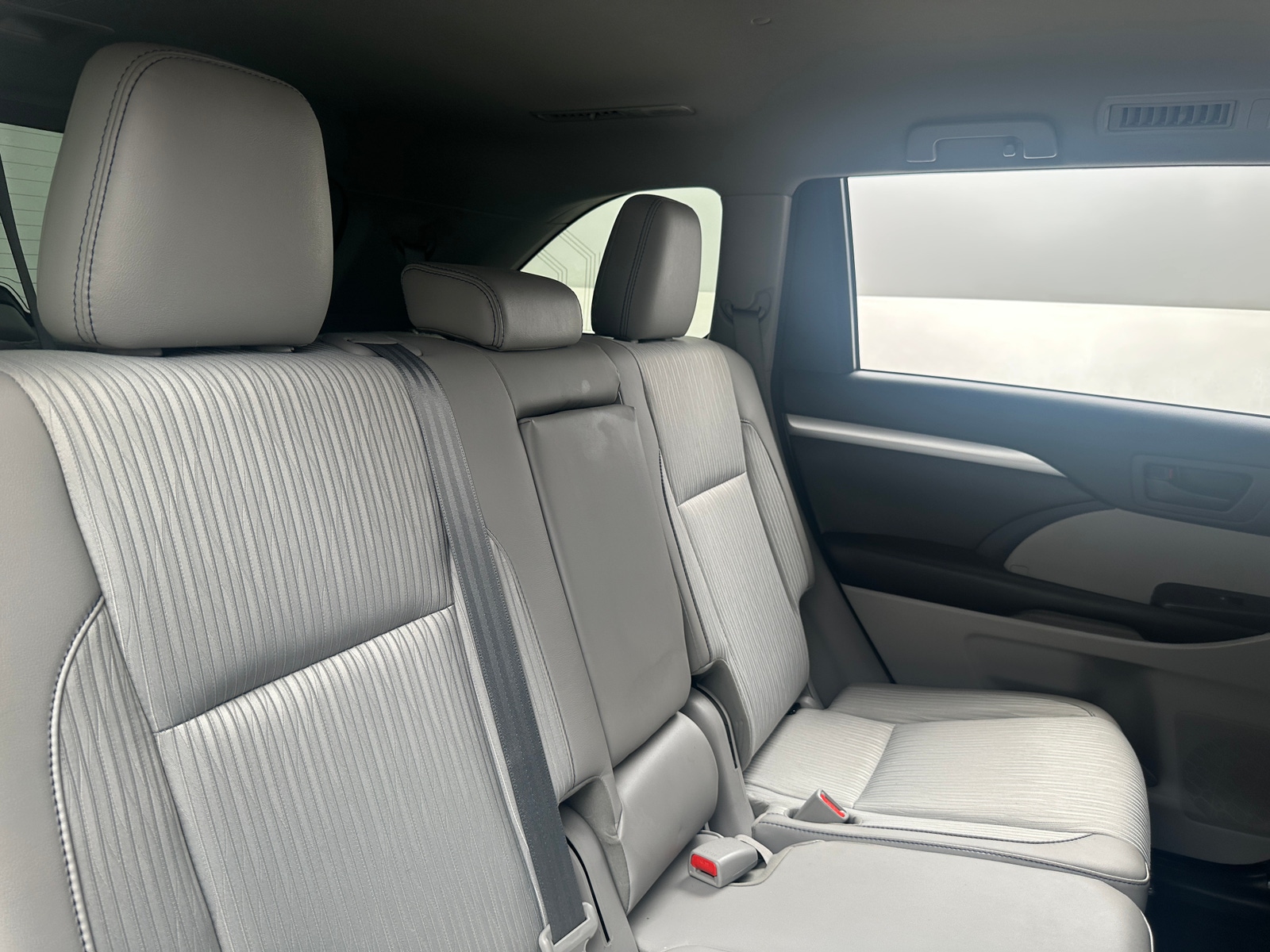 Thumbnail: 2018 Toyota Highlander - 6