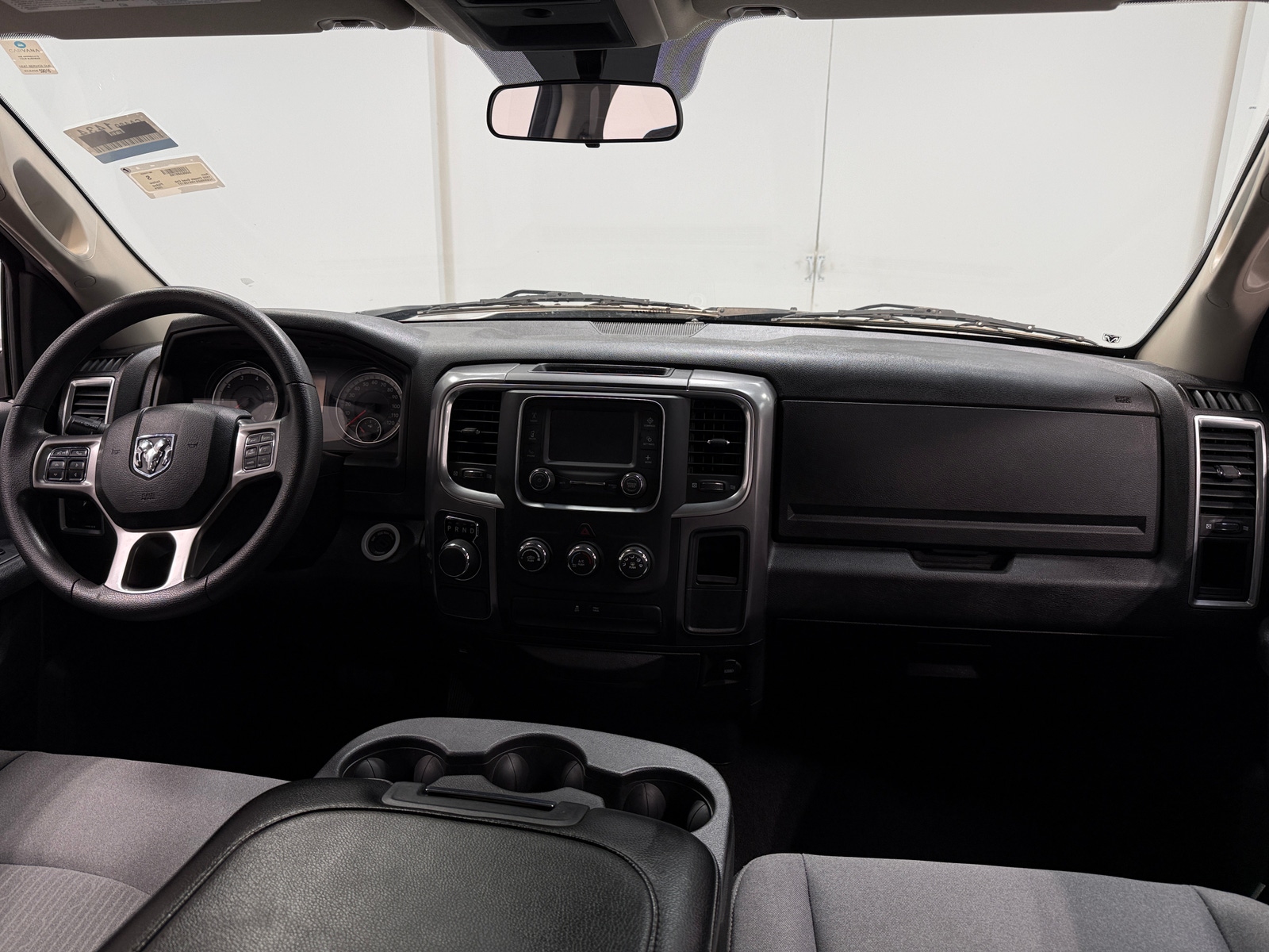 Thumbnail: 2024 RAM 1500 Classic - 3