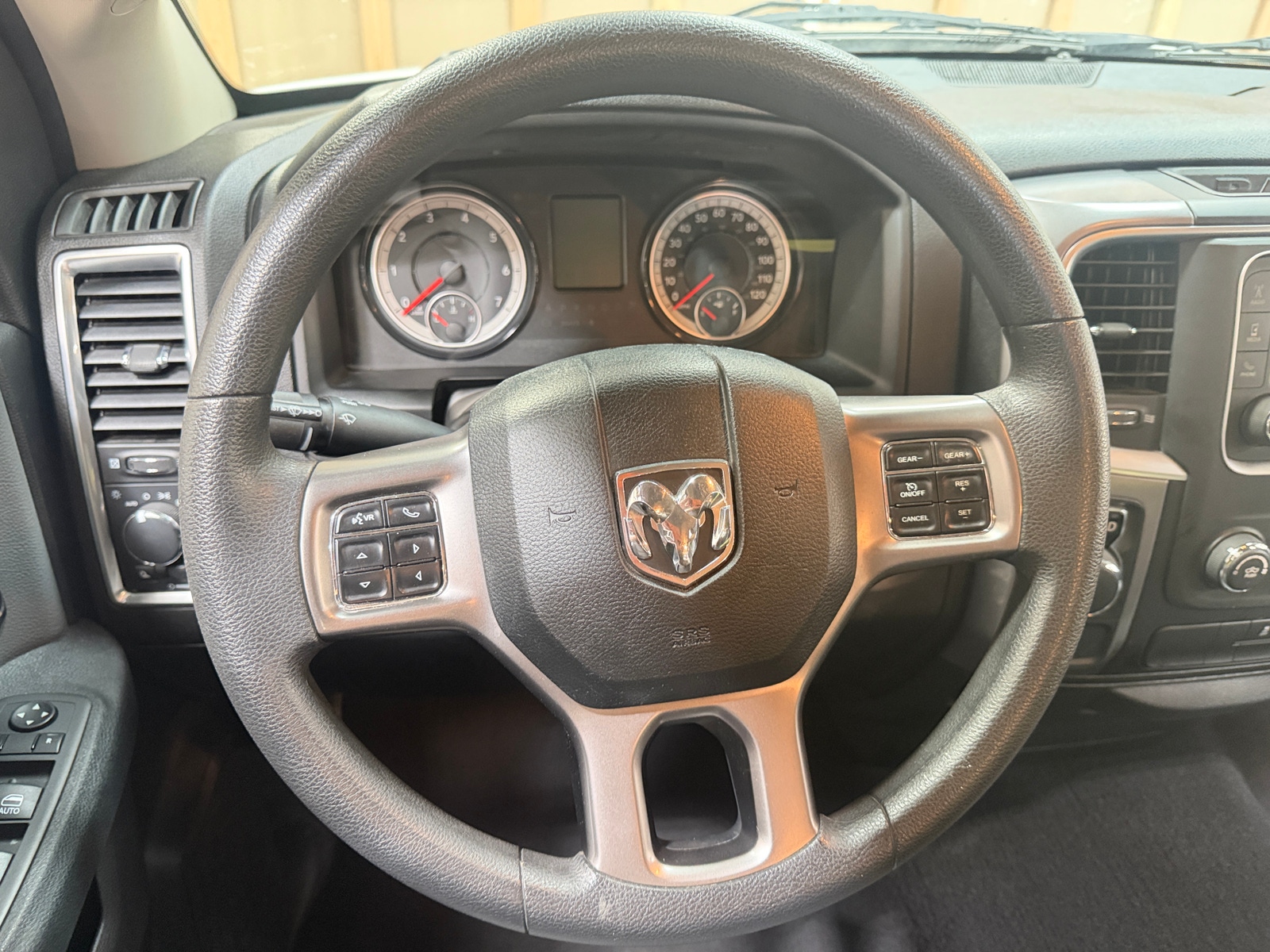 Thumbnail: 2024 RAM 1500 Classic - 5