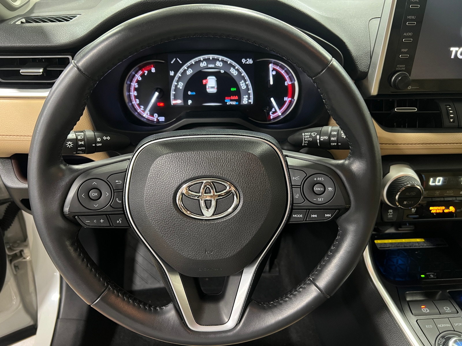 Thumbnail: 2020 Toyota RAV4 - 4