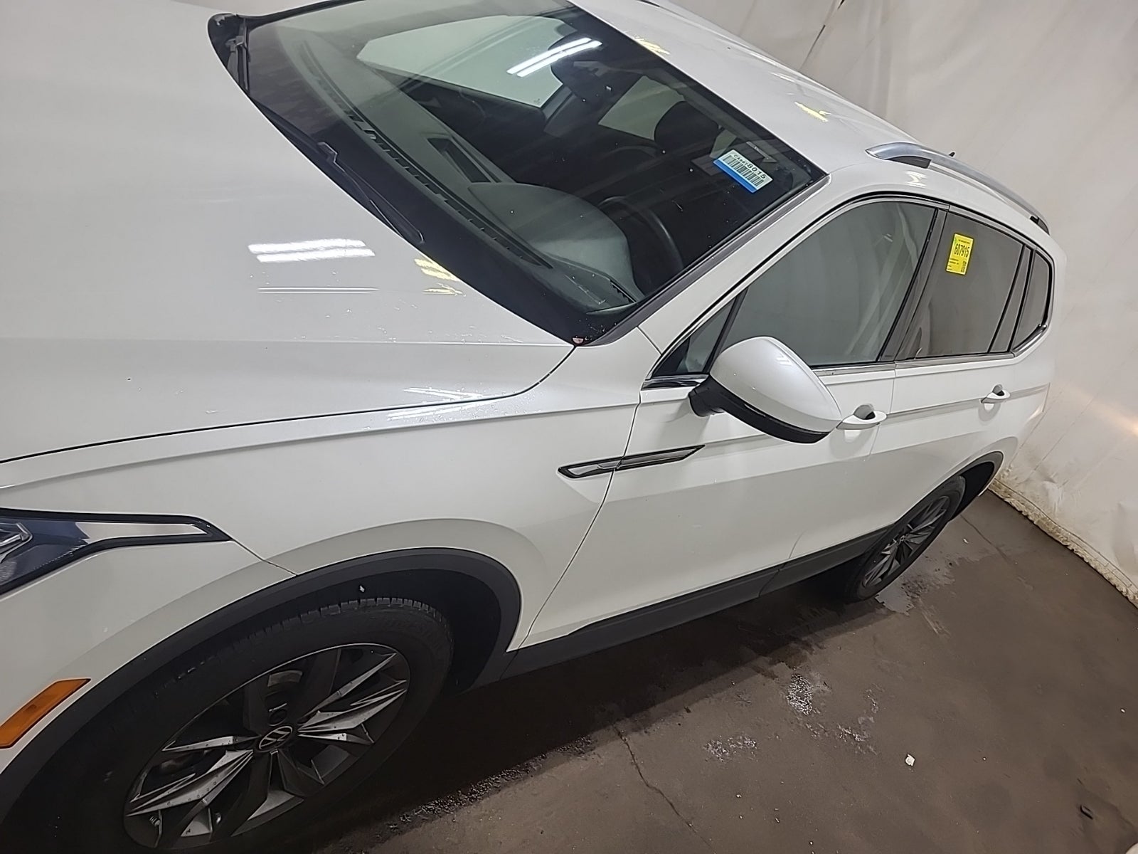 2023 Volkswagen Tiguan SE