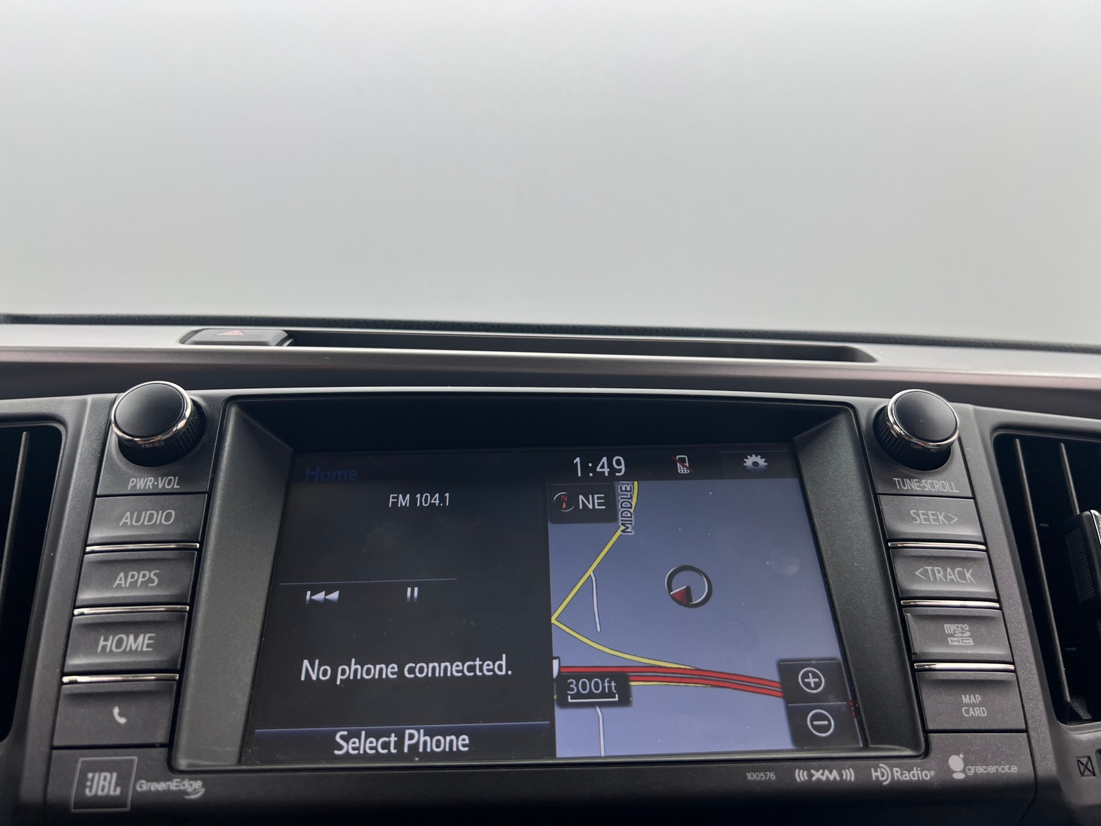 Thumbnail: 2018 Toyota RAV4 - 3