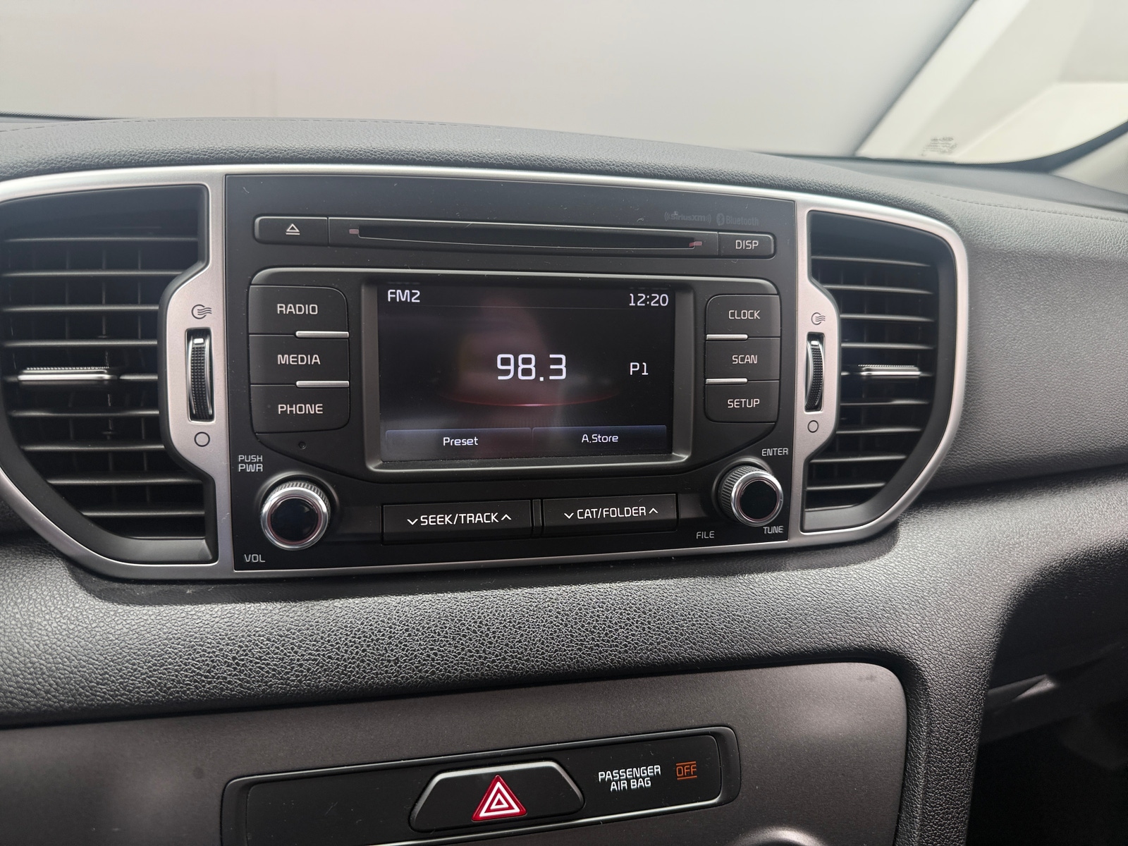 Thumbnail: 2019 Kia Sportage - 4