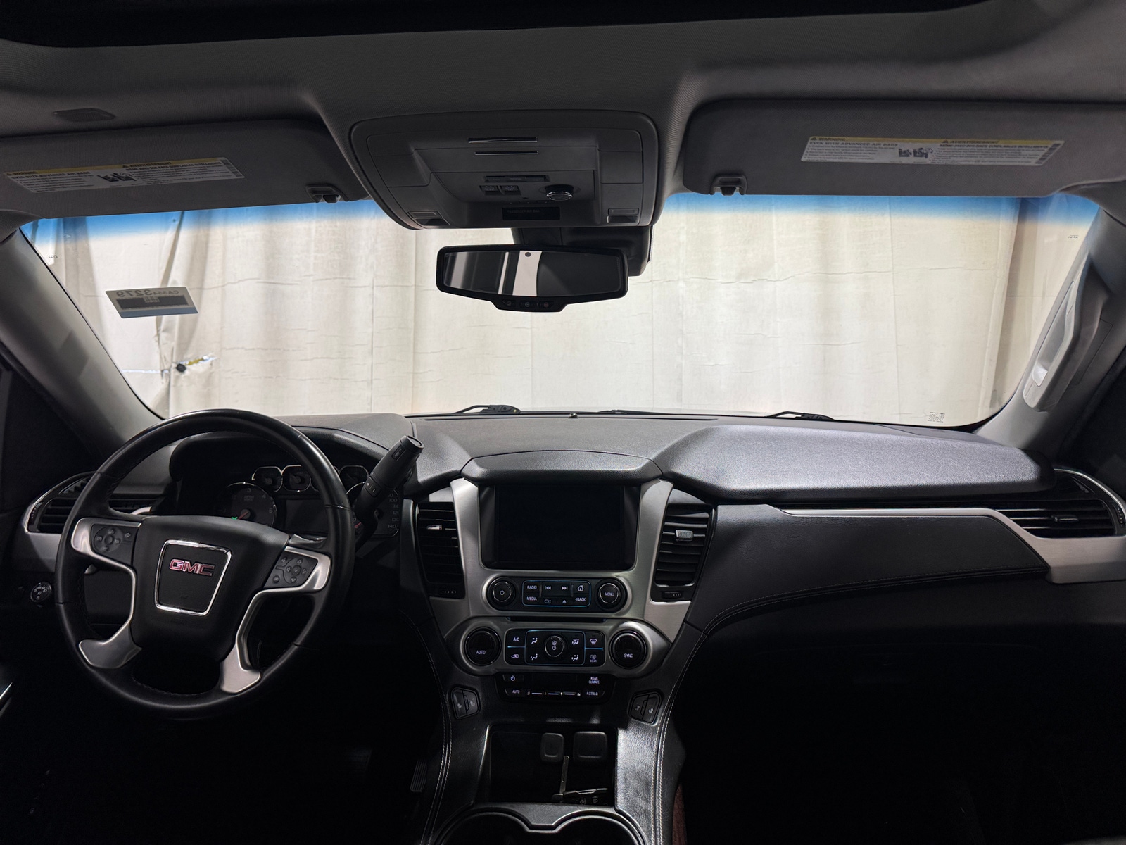 Thumbnail: 2018 GMC Yukon - 2