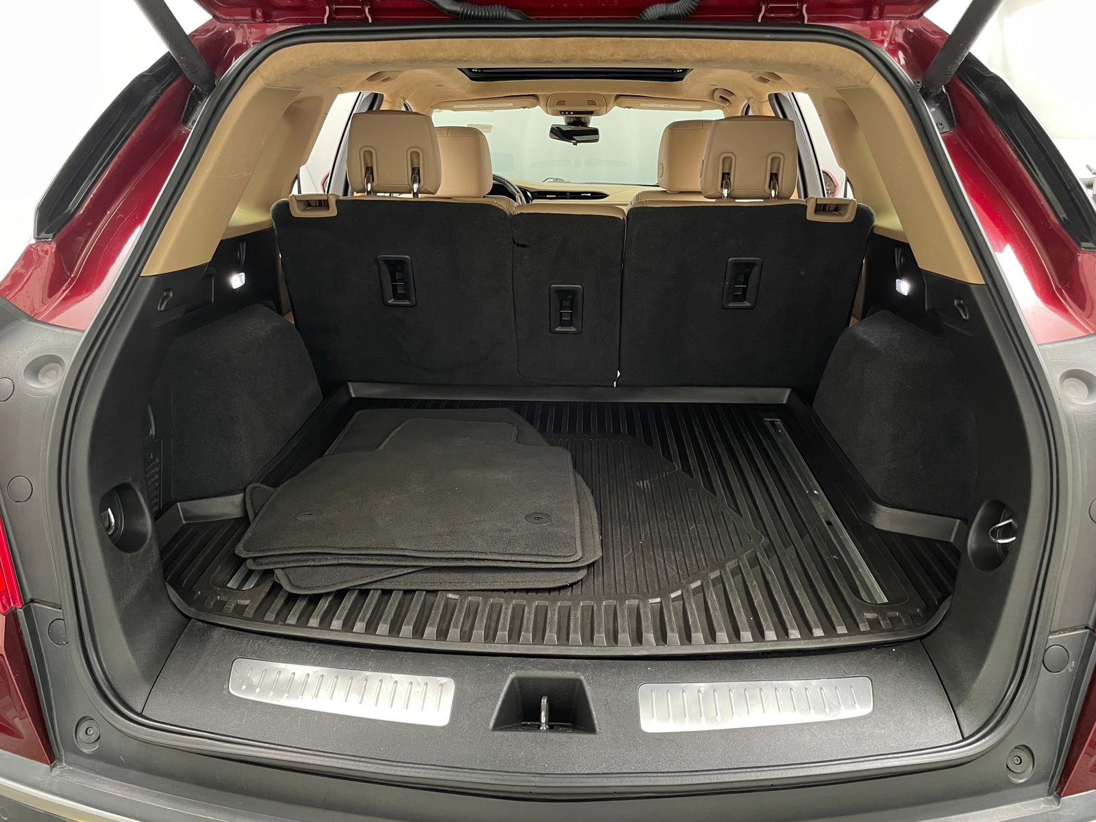 Thumbnail: 2017 Cadillac XT5 - 6