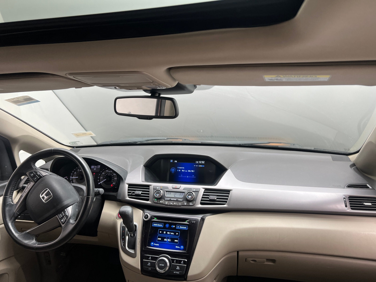 Thumbnail: 2015 Honda Odyssey - 3