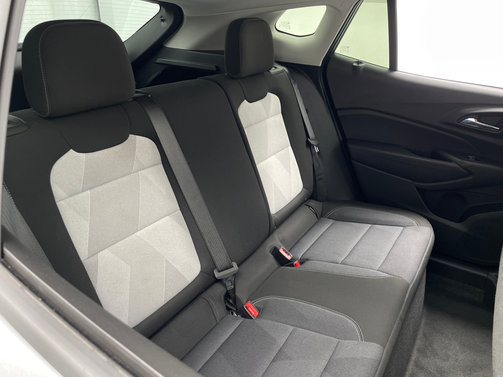 Thumbnail: 2026 Chevrolet Trax - 6
