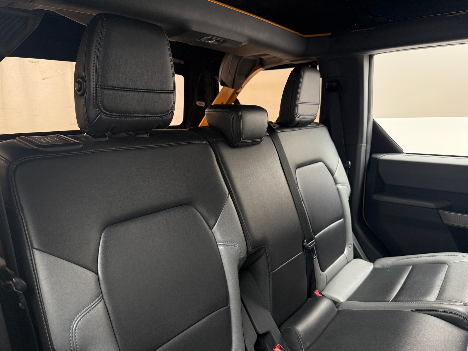 Thumbnail: 2021 Ford Bronco - 6