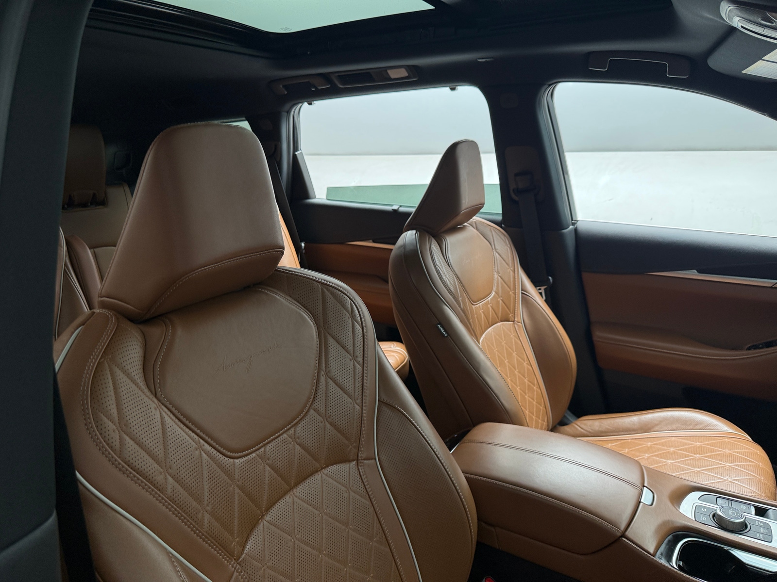 Thumbnail: 2025 INFINITI QX60 - 2