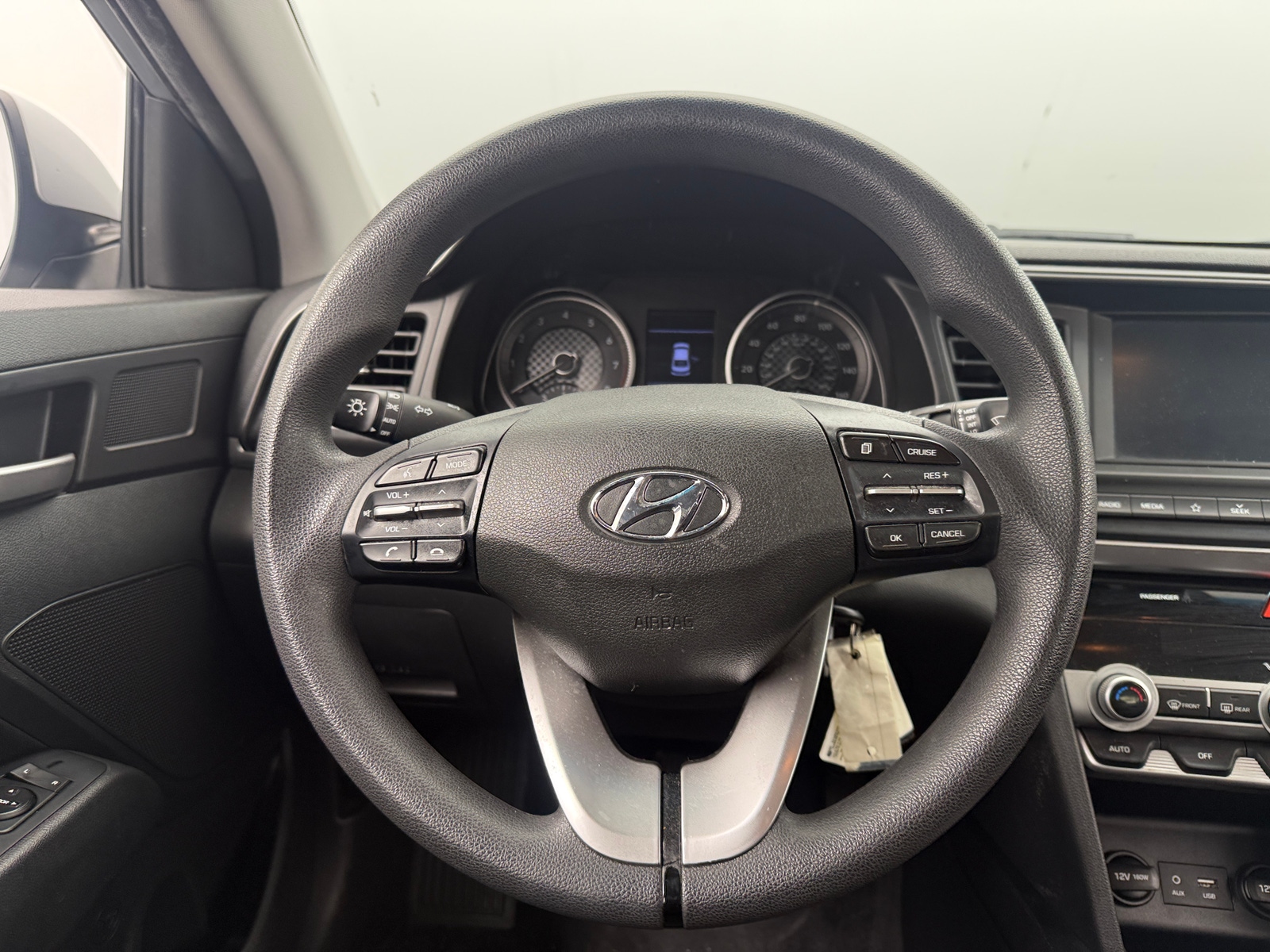 Thumbnail: 2020 Hyundai Elantra - 5